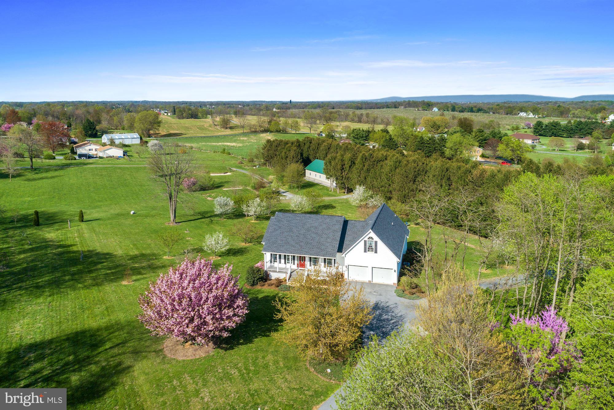 PEMBROKE GROVE - Residential