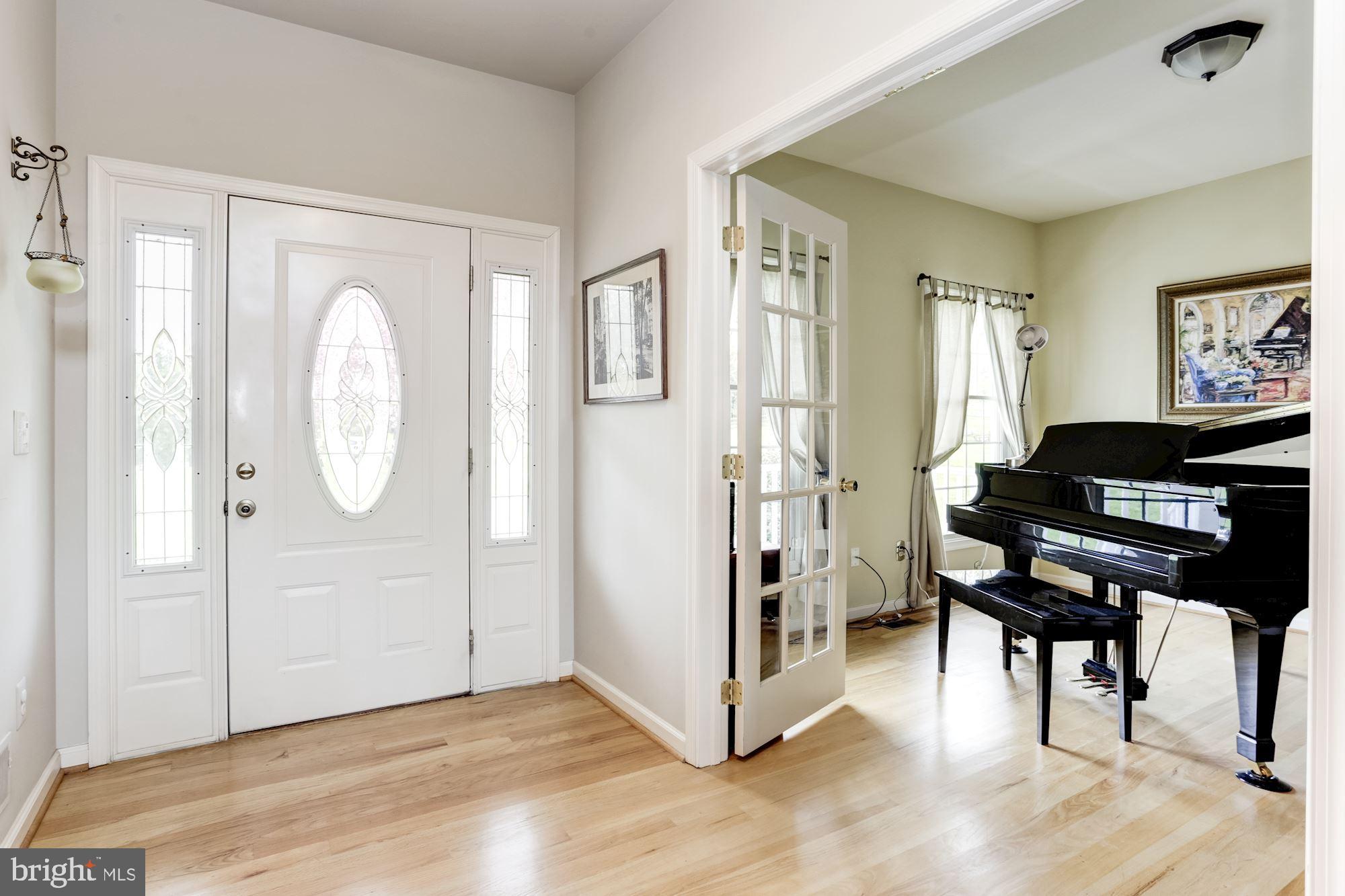 PEMBROKE GROVE - Residential