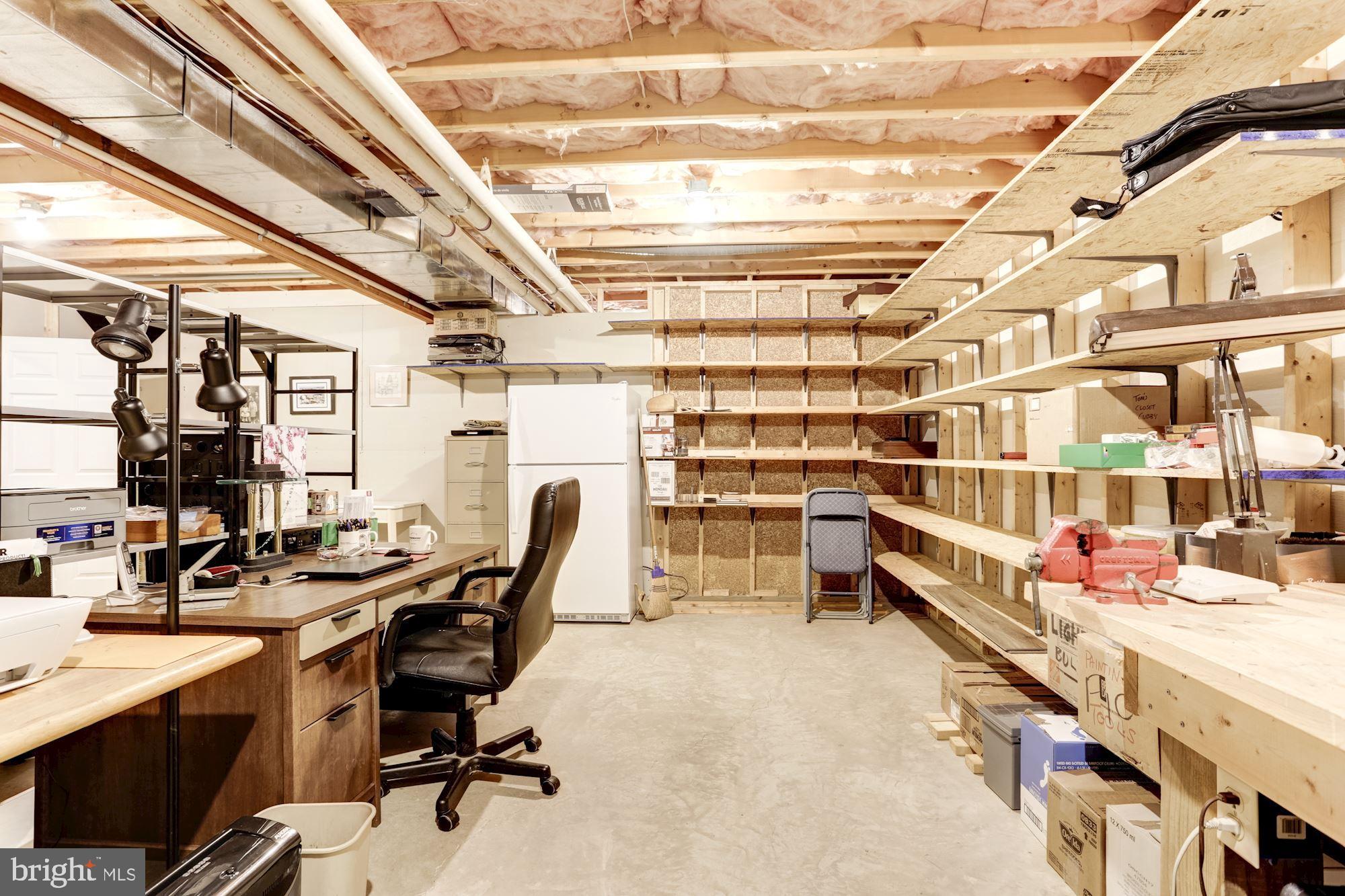 PEMBROKE GROVE - Residential