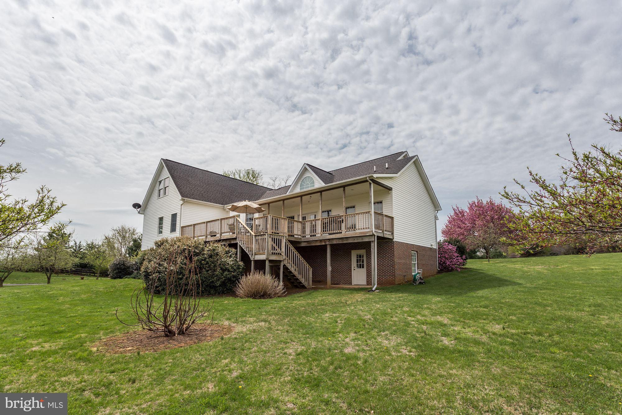 PEMBROKE GROVE - Residential