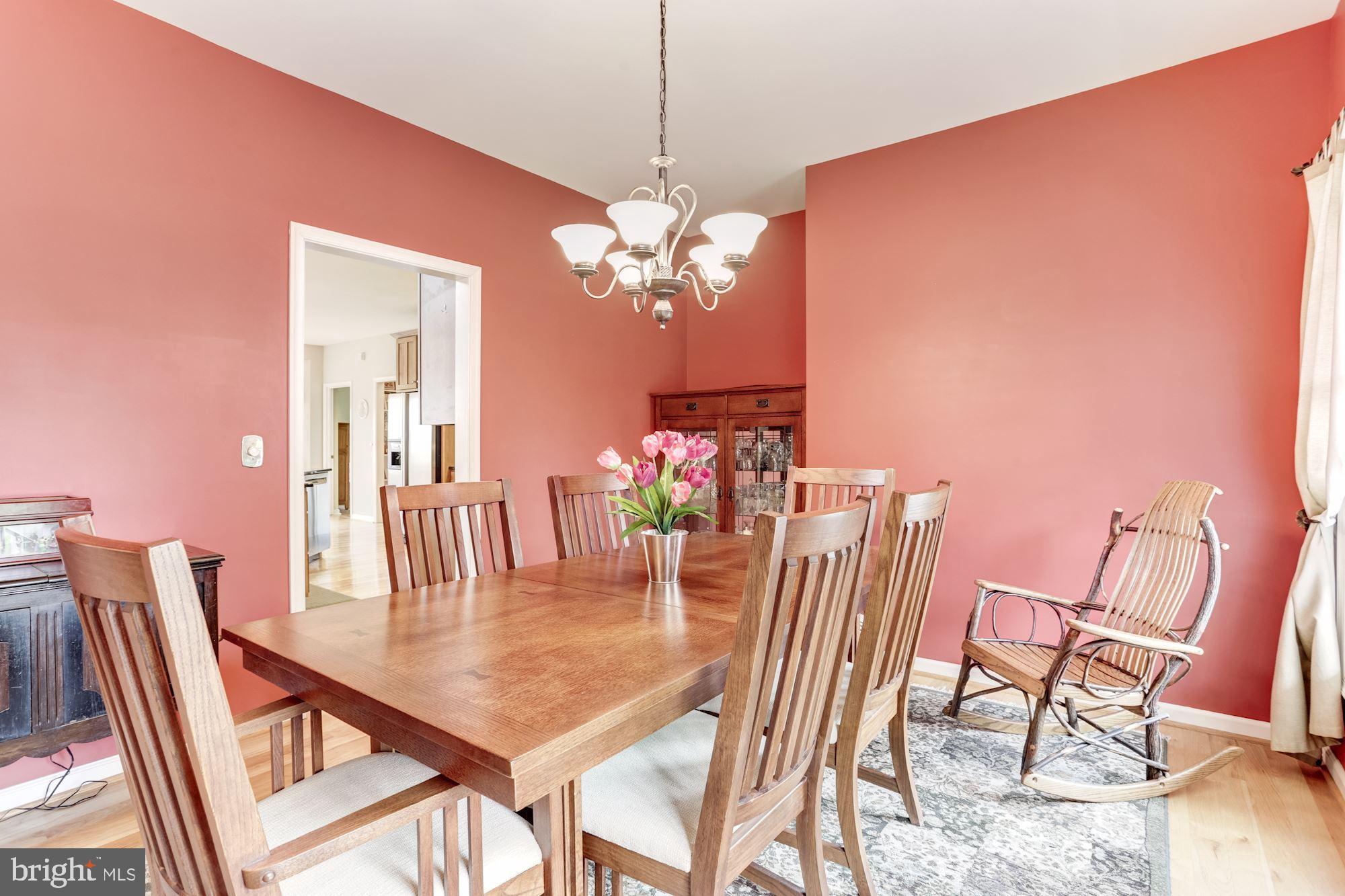 PEMBROKE GROVE - Residential