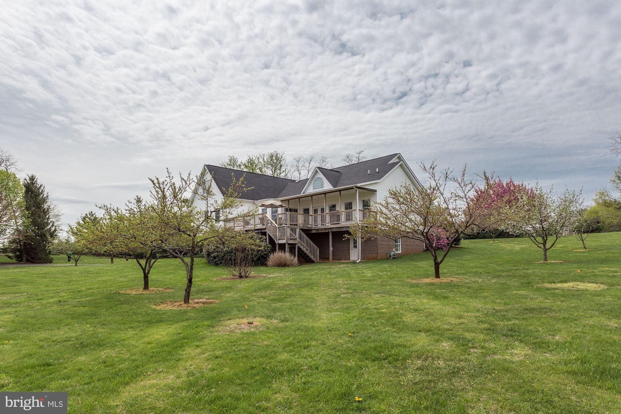 PEMBROKE GROVE - Residential