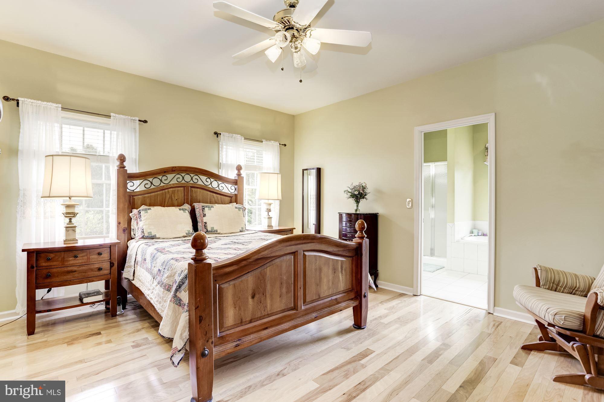 PEMBROKE GROVE - Residential