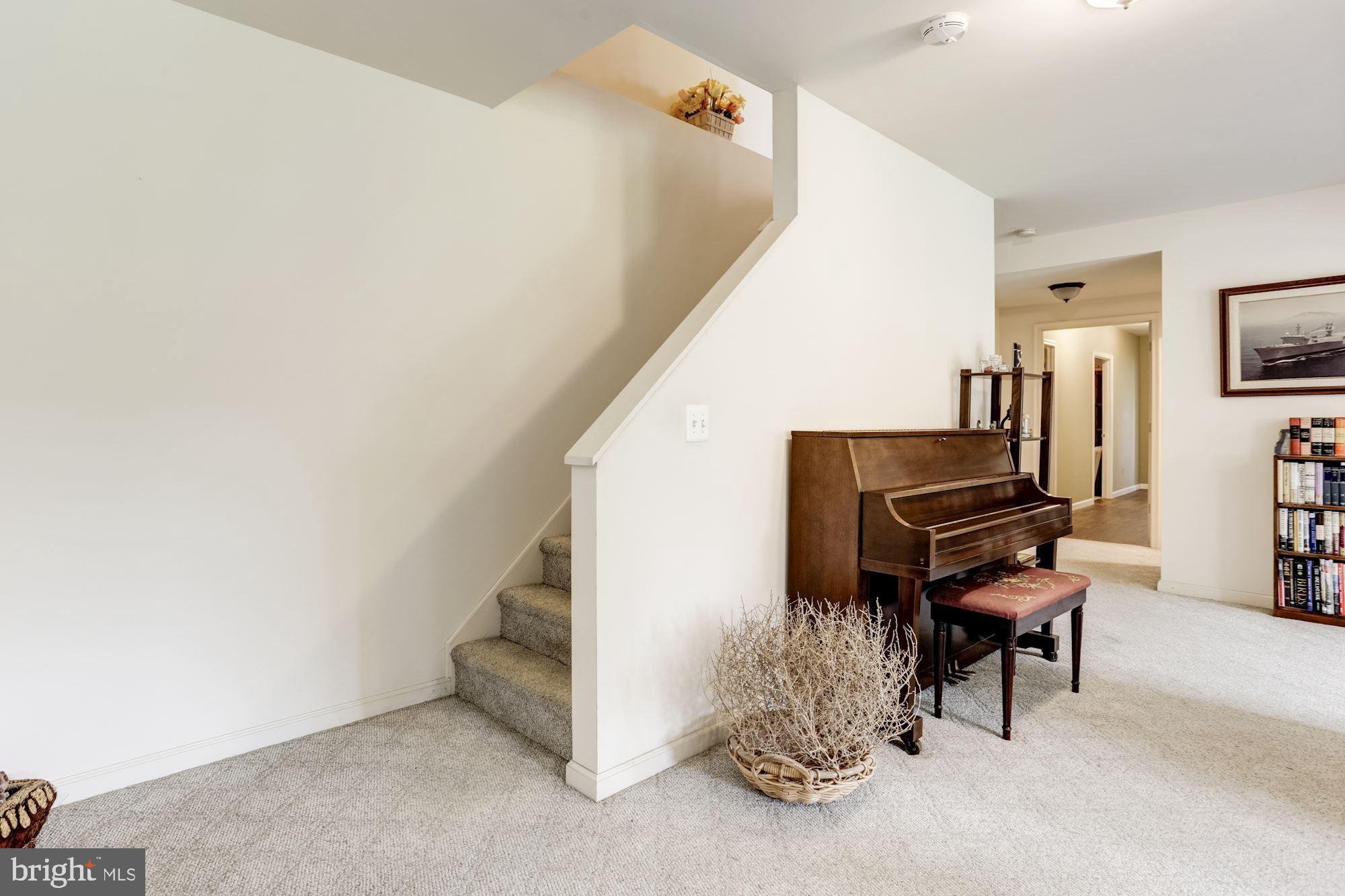 PEMBROKE GROVE - Residential