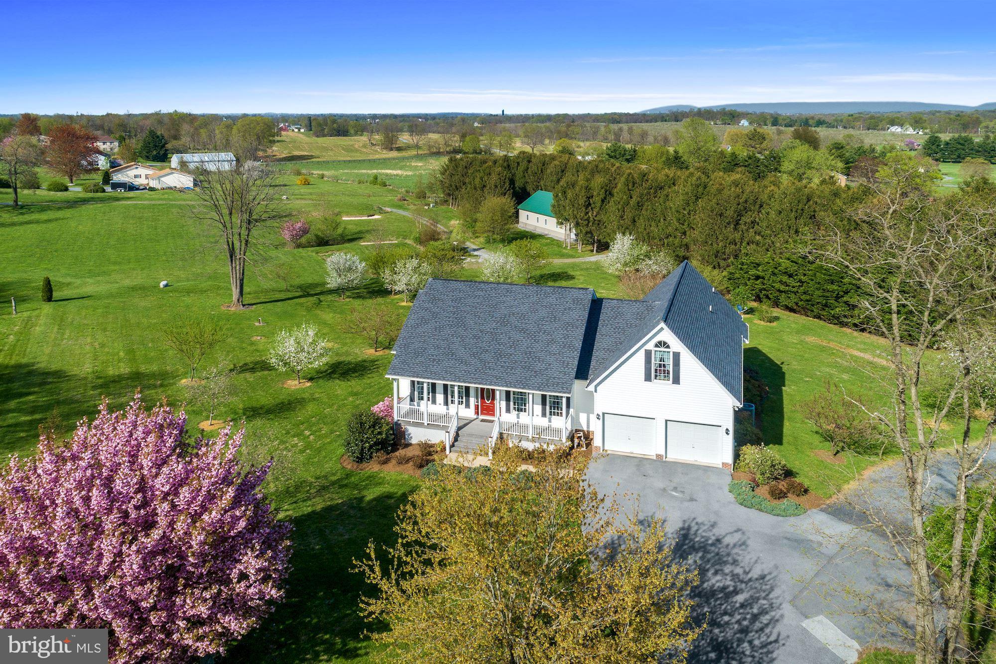 PEMBROKE GROVE - Residential