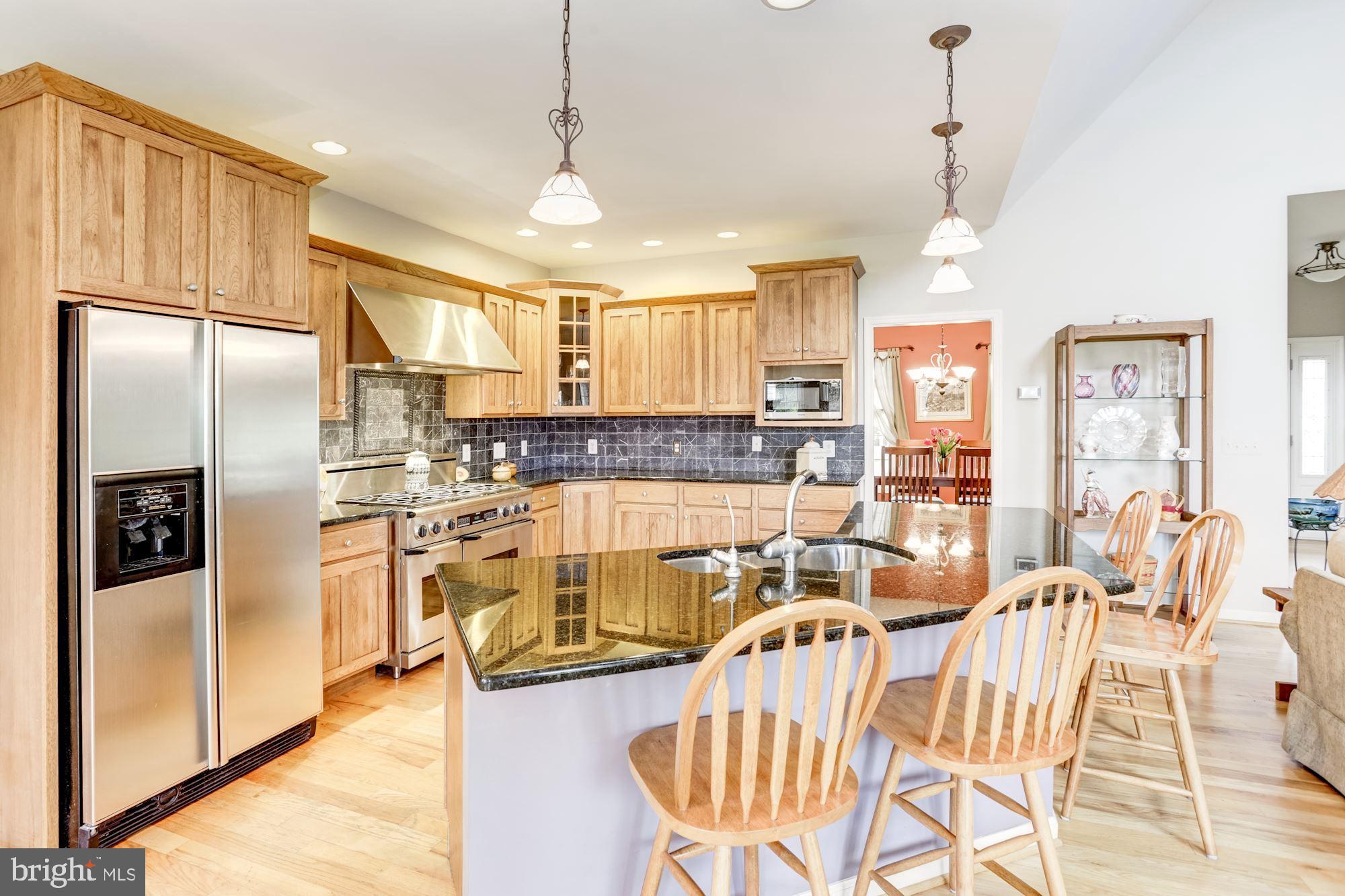 PEMBROKE GROVE - Residential