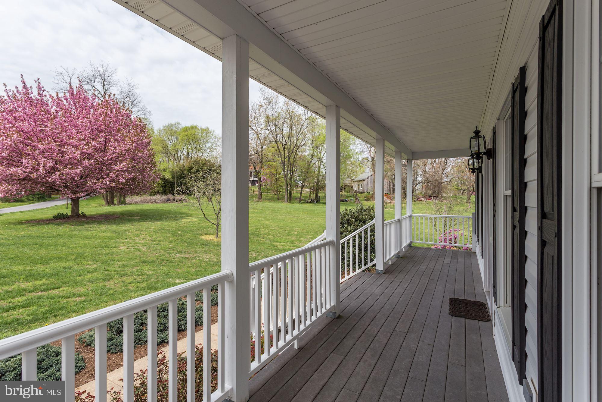 PEMBROKE GROVE - Residential