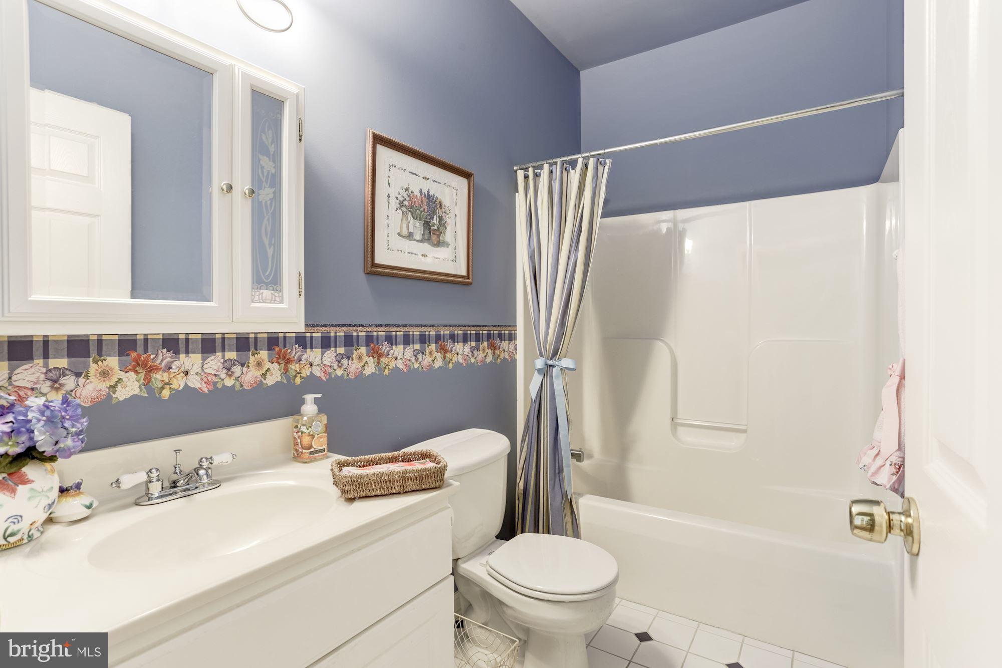 PEMBROKE GROVE - Residential