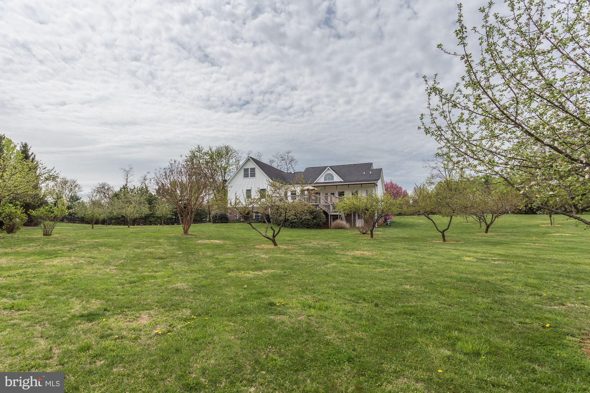 PEMBROKE GROVE - Residential