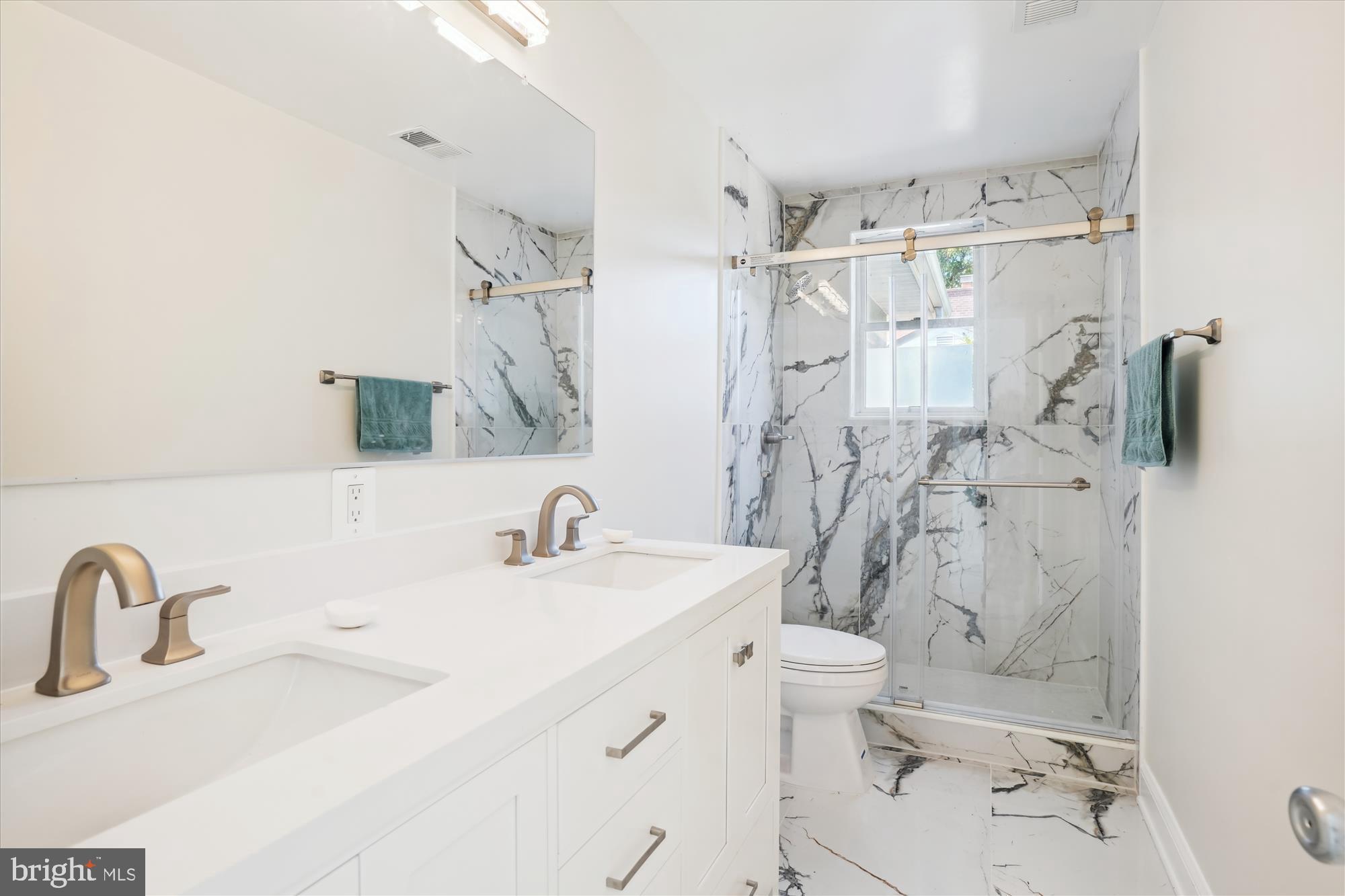 COVE POINT - Residential