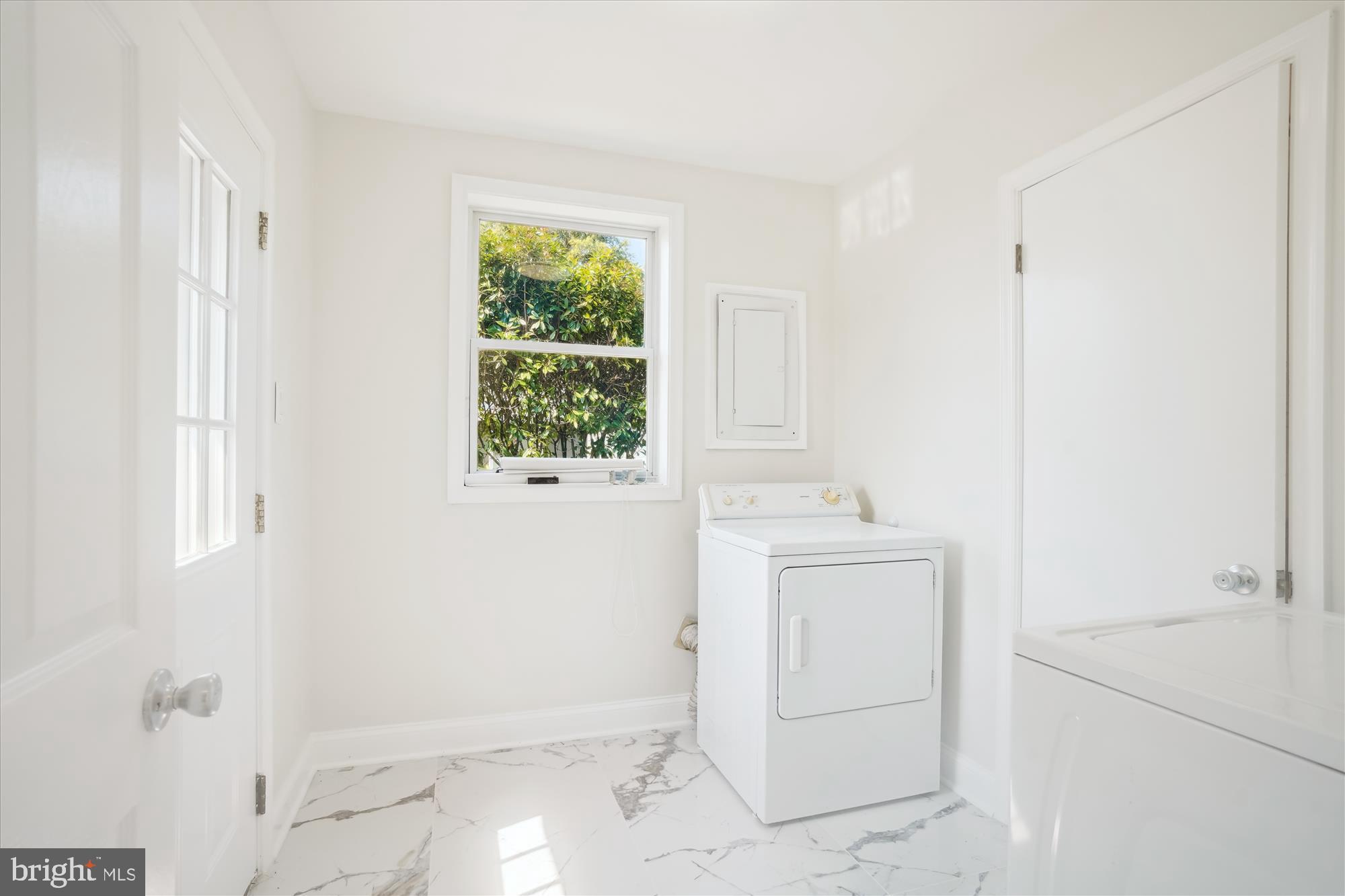 COVE POINT - Residential