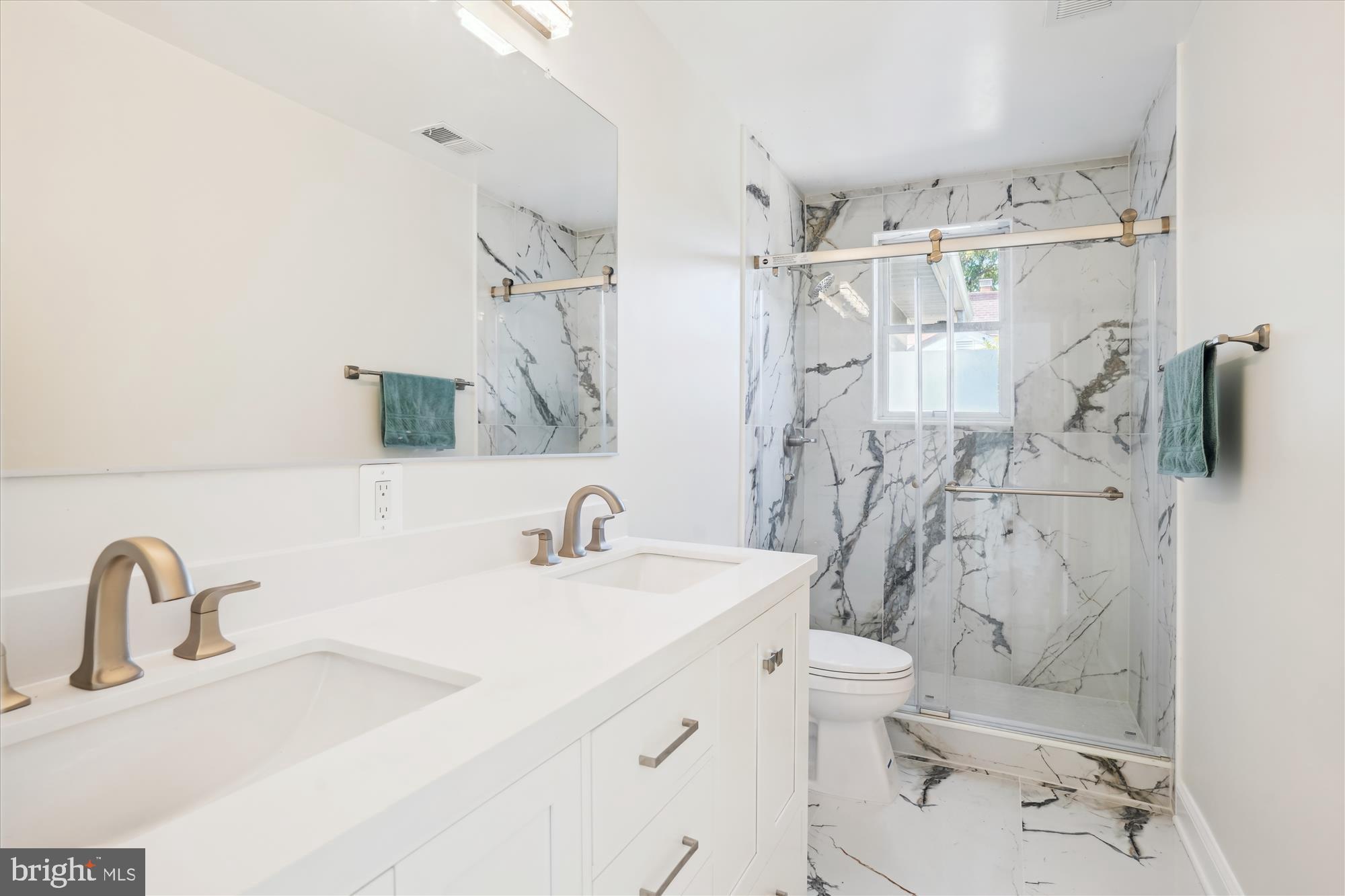 COVE POINT - Residential