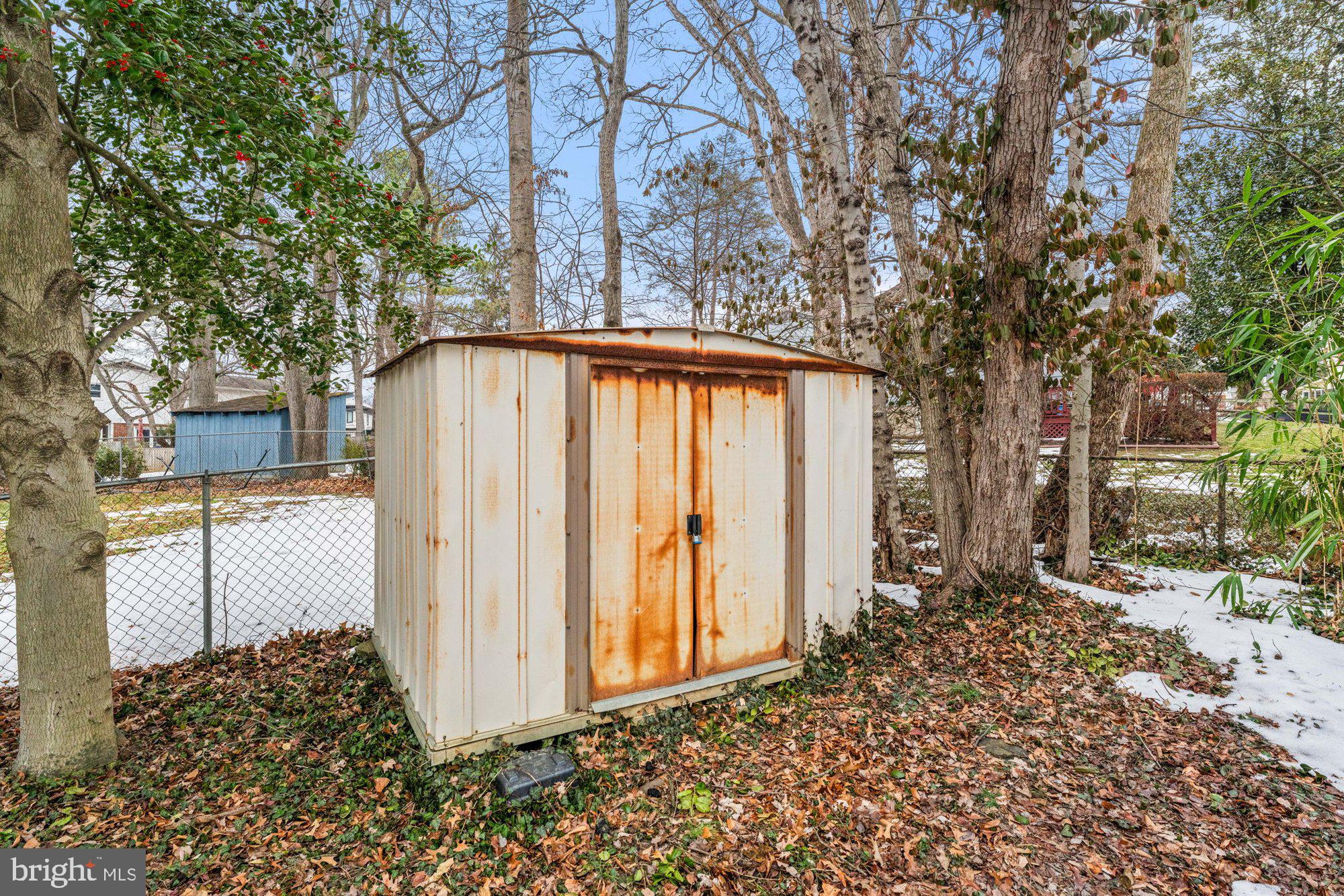 VIENNA WOODS - Residential