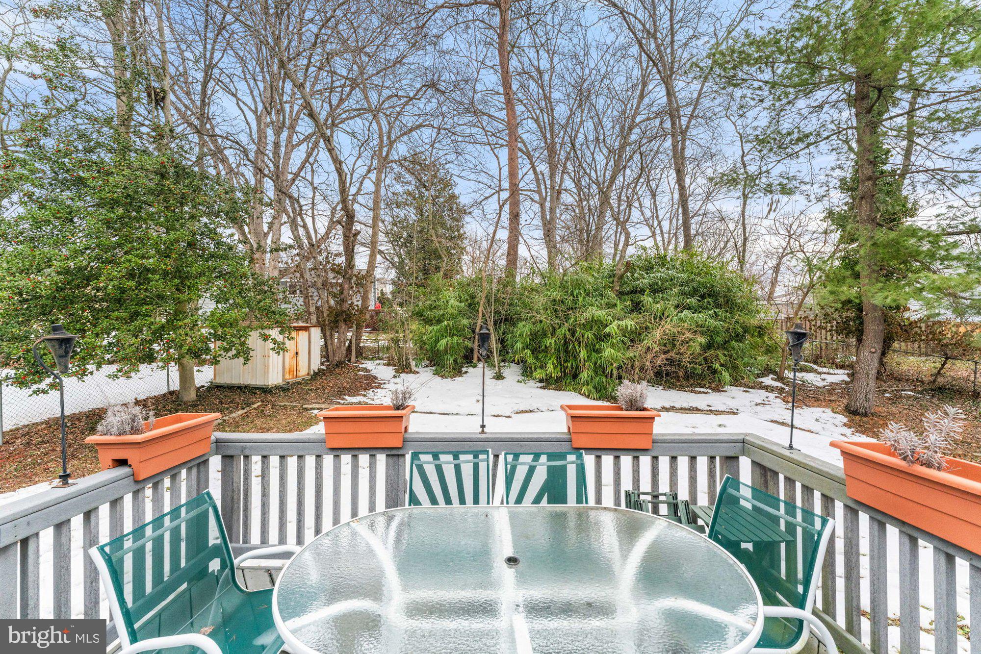 VIENNA WOODS - Residential