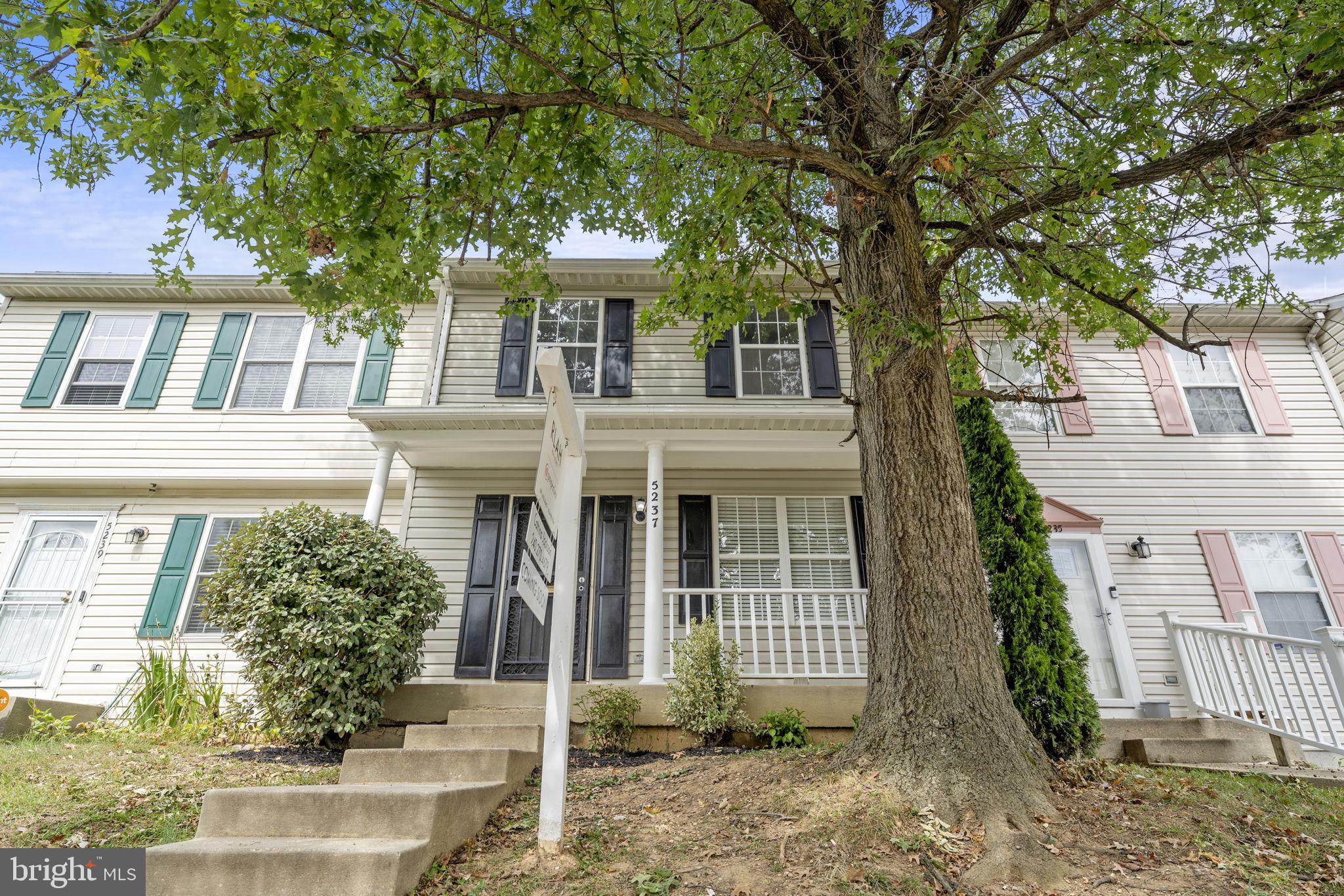 ROYAL PLAZA - Residential