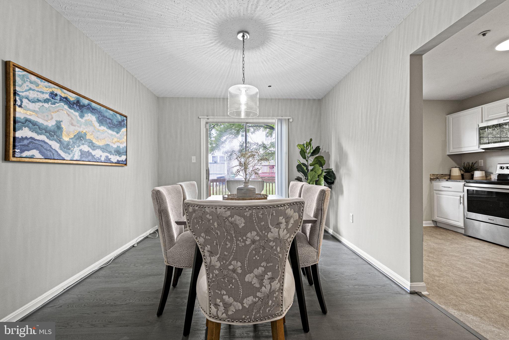 ROYAL PLAZA - Residential