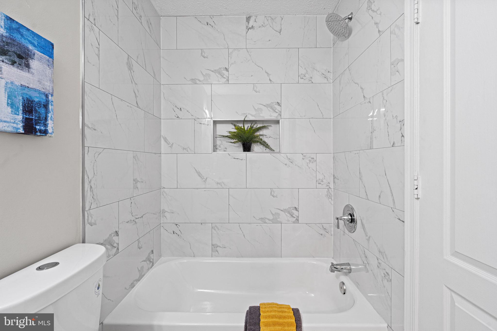 ROYAL PLAZA - Residential