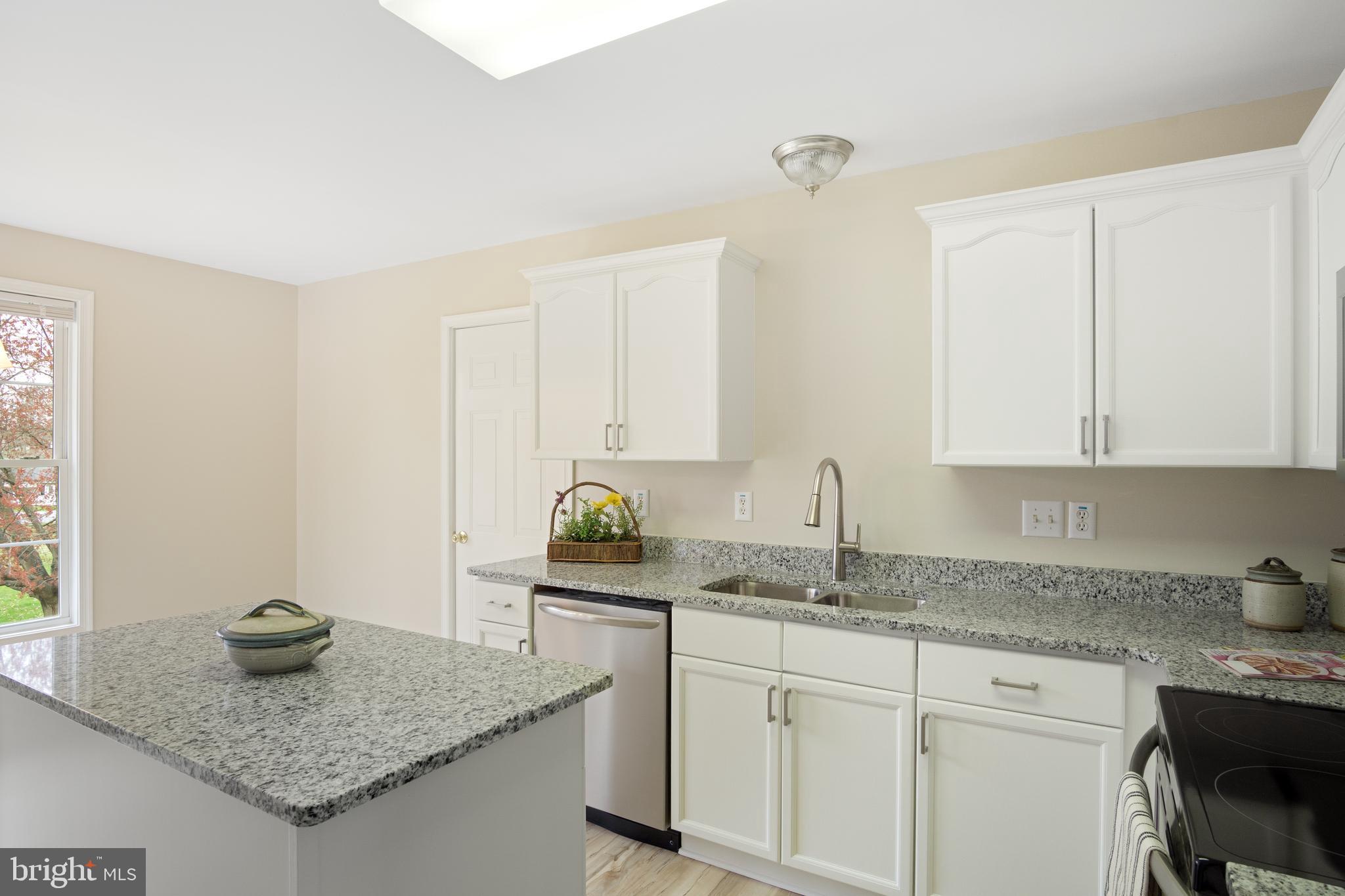 ST JAMES VILLAGE NORTH - Residential