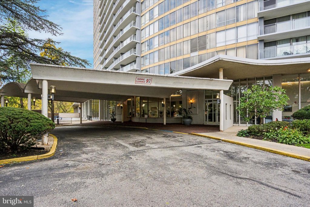 Photo of 3900 - 00 Ford Road #15C, PHILADELPHIA, PA 19131 (MLS # PAPH2552142)