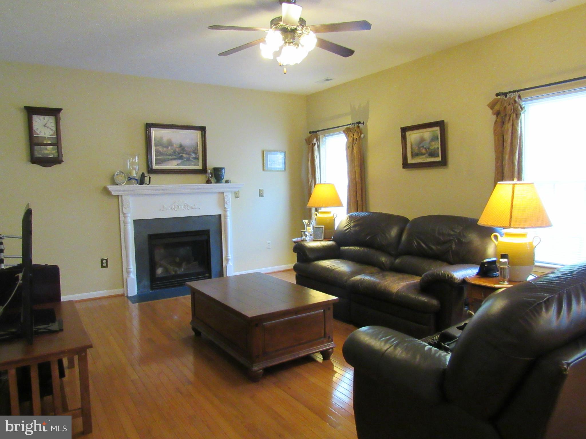 HICKORY HILLS NORTH - Residential Lease