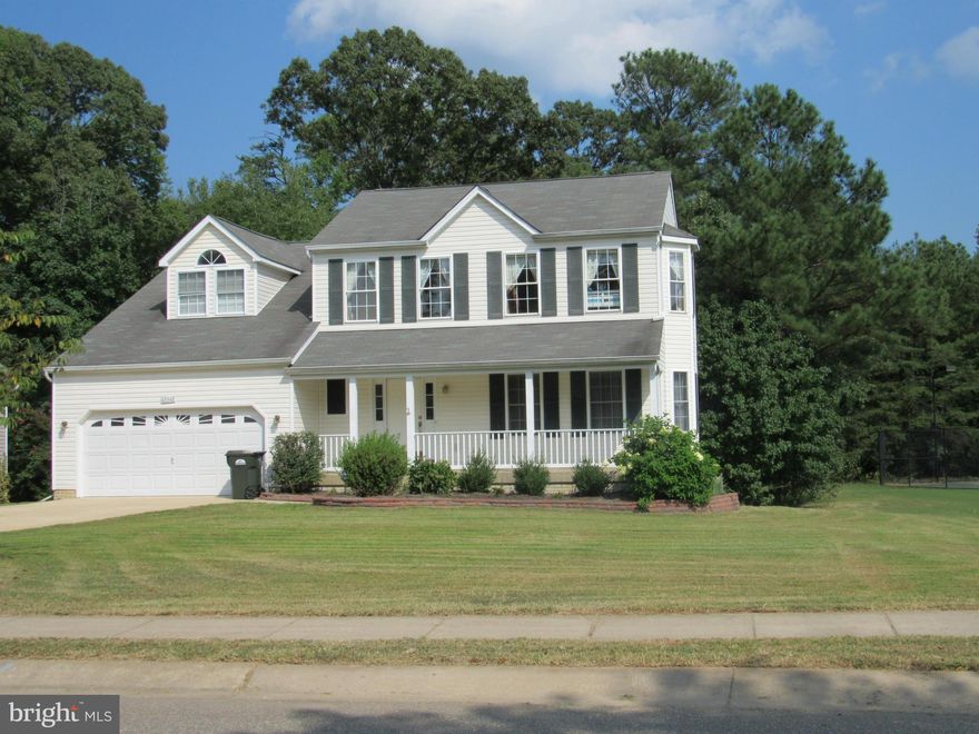 Great lot near the community center w/ pool, tennis court & park. Large master with sitting area and renovated master bath attached. Laundry is conveniently located on the same level as the bedrooms. Basement is fully finished with a large rec room and bonus room. A/C & Hotwater heater were replaced in 2015 with transferable warranties. Seller will also provide a 1 year Home Warranty from HSA