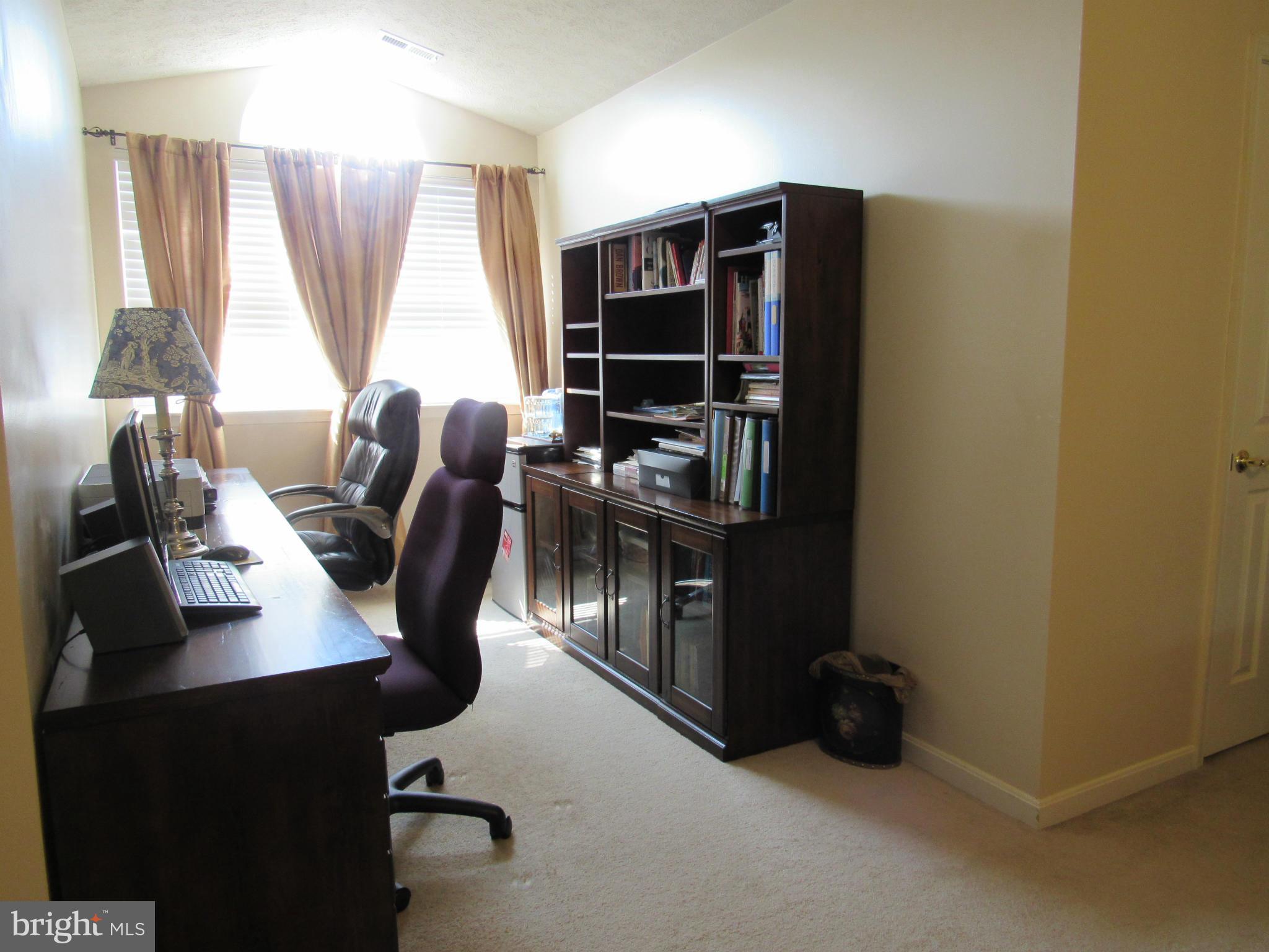 HICKORY HILLS NORTH - Residential Lease