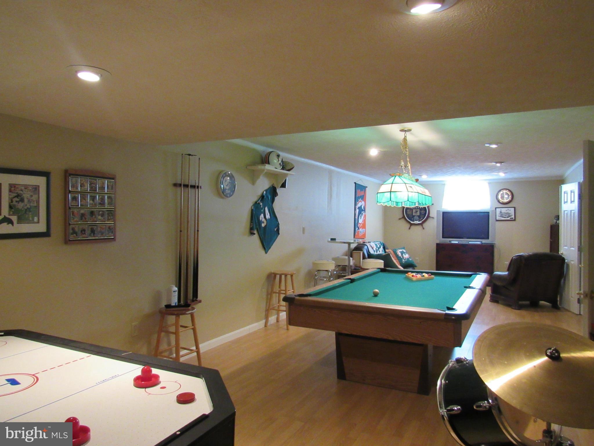 HICKORY HILLS NORTH - Residential Lease