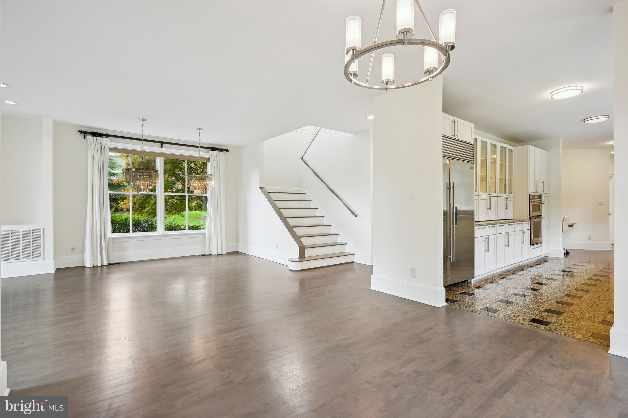 RIVERSCAPE - Residential Lease