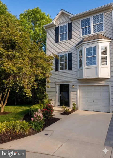 Photo of 7710 English Oak Circle #13, ELKRIDGE, MD 21075 (MLS # MDHW2070064)