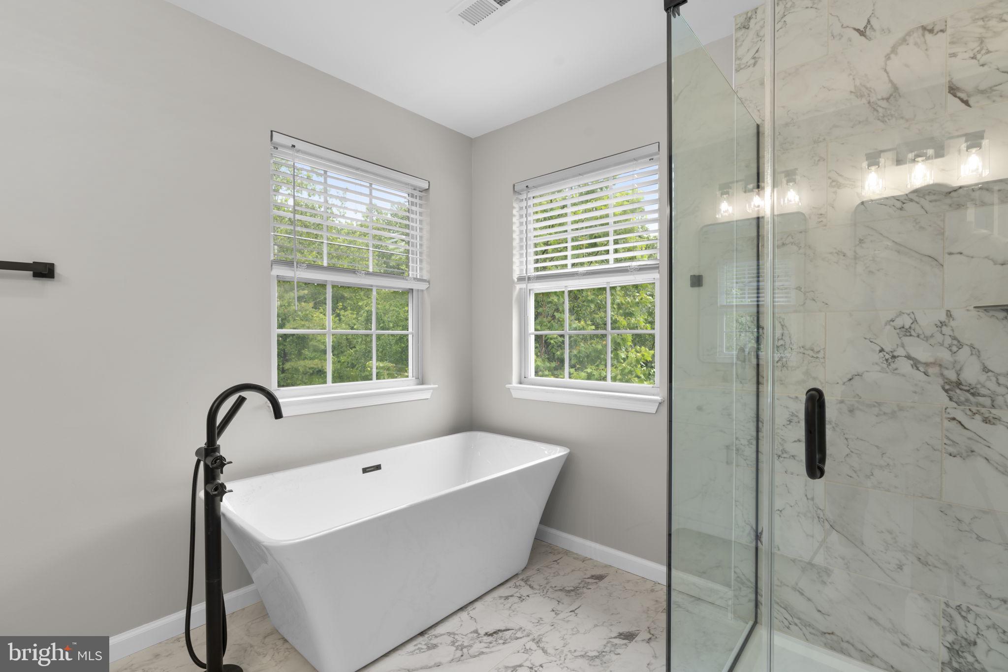7710 ENGLISH OAK CIRCLE 13