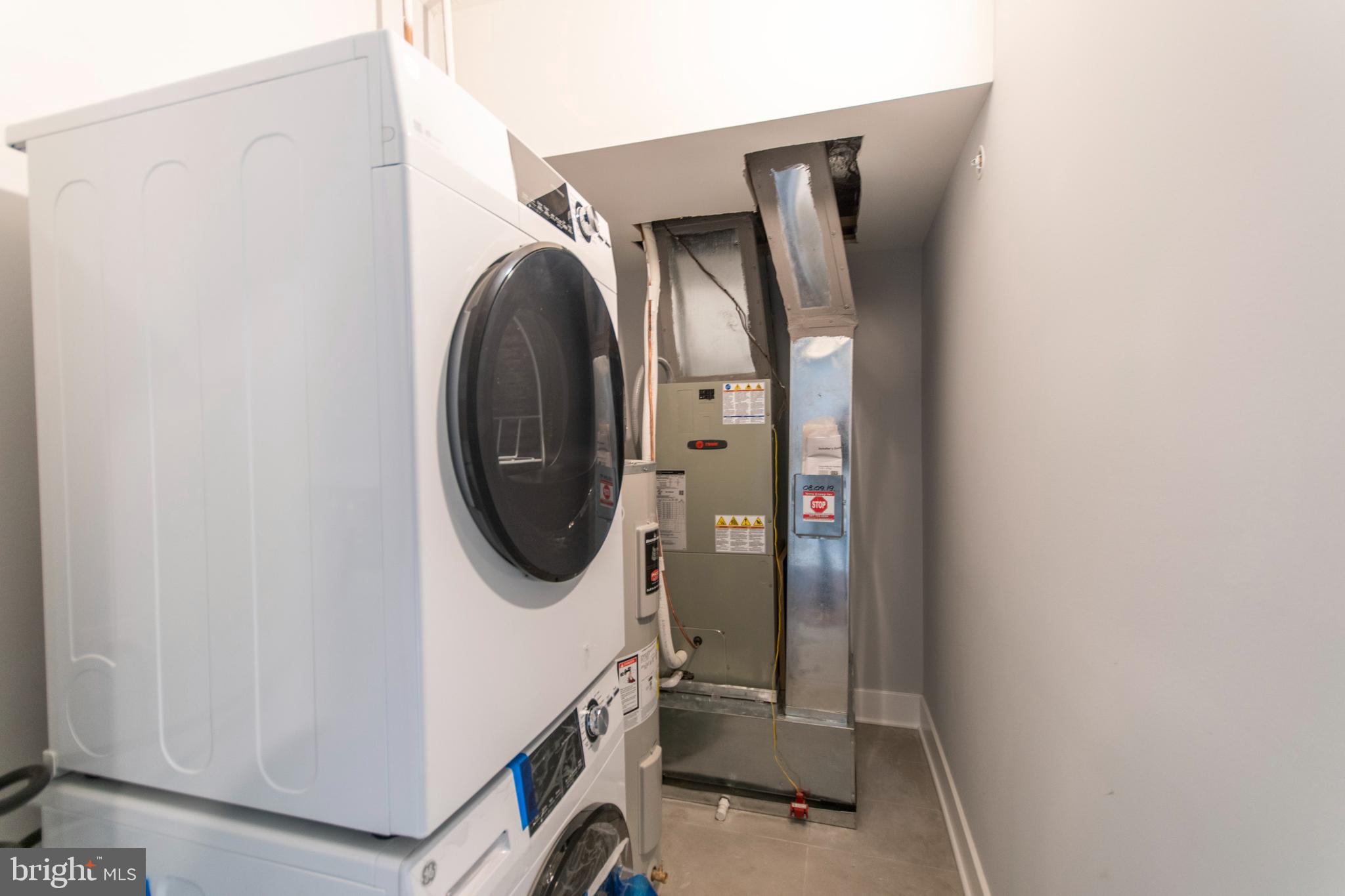 FRANCISVILLE - Residential Lease