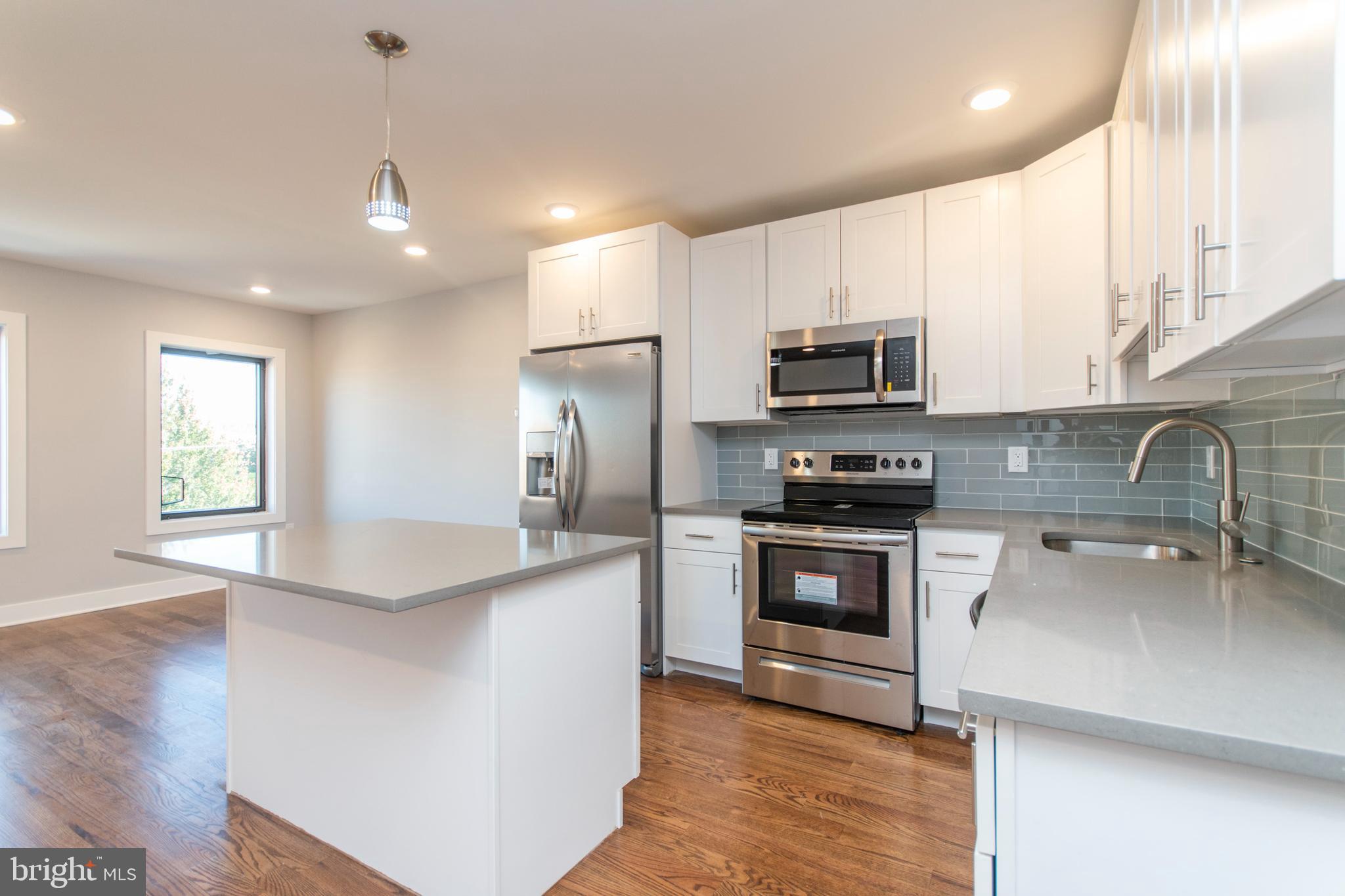 FRANCISVILLE - Residential Lease