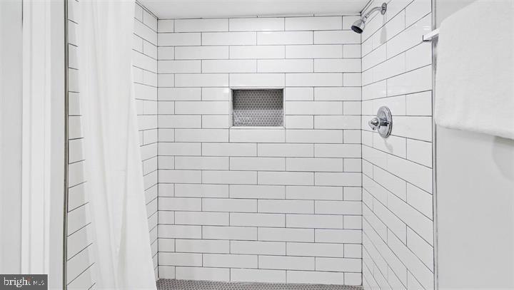 RISING SUN - Residential