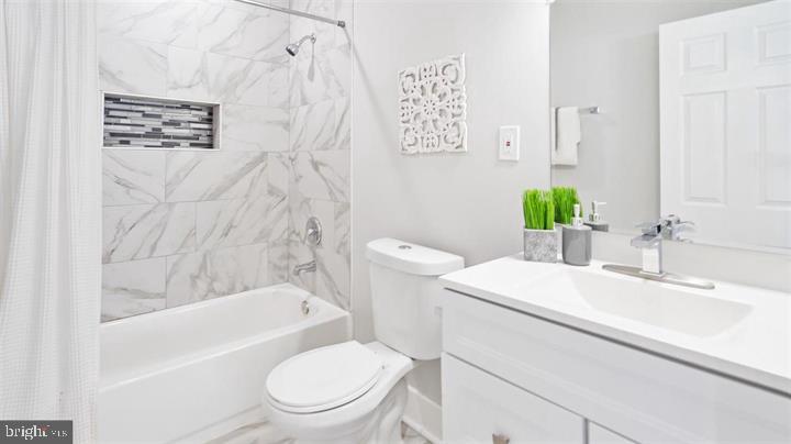 RISING SUN - Residential