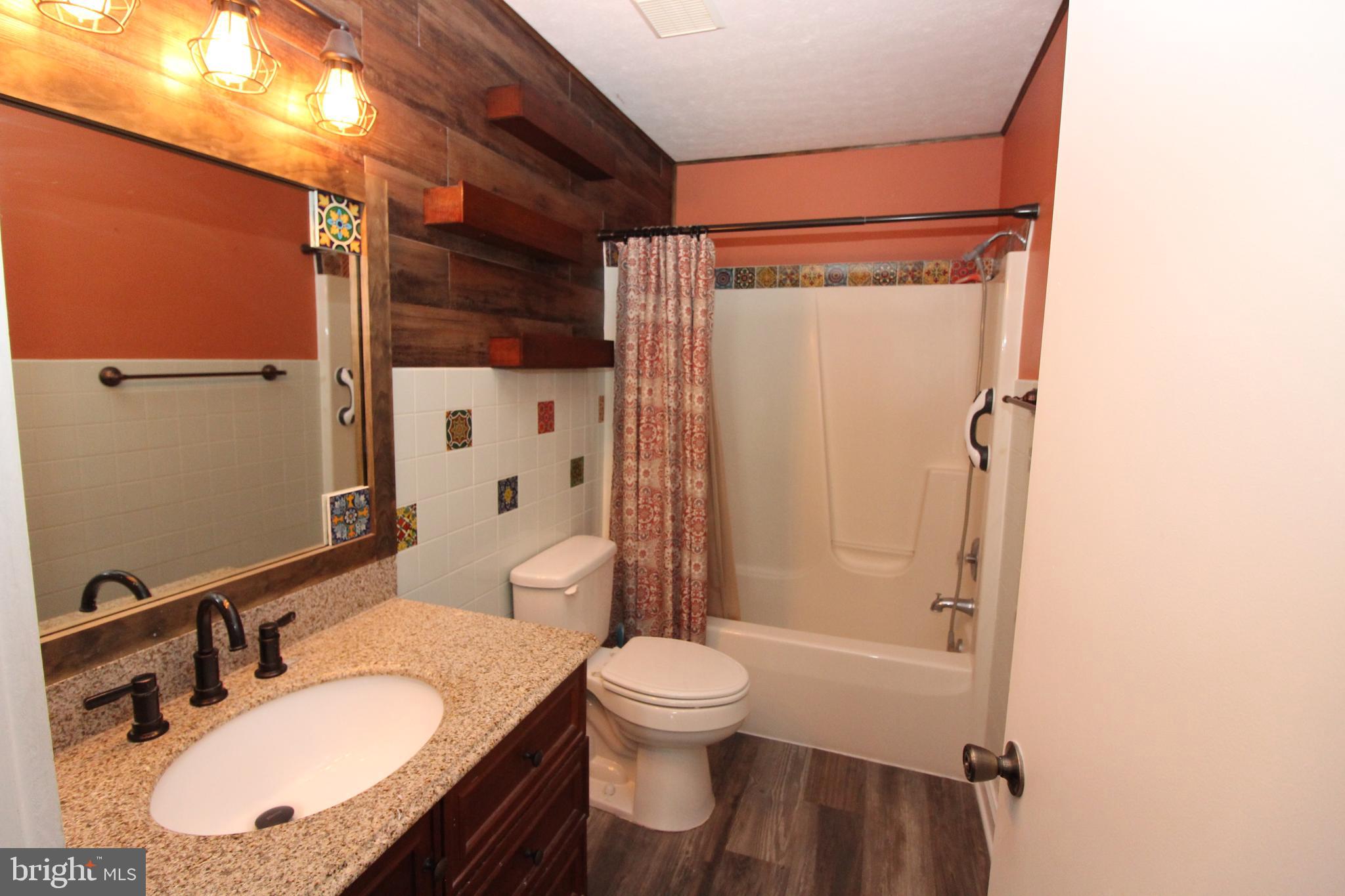 ROSE HILL SOUTH - Residential Lease