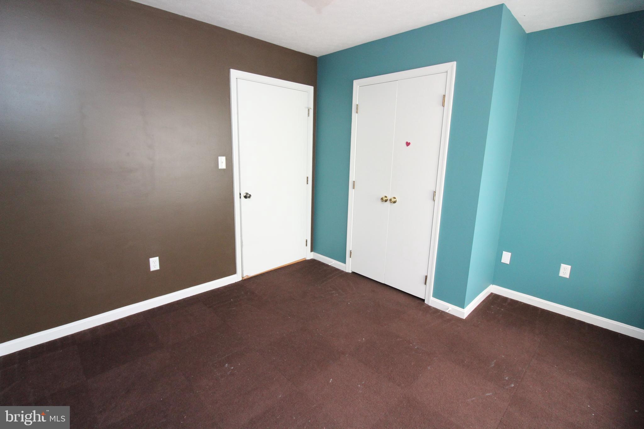 ROSE HILL SOUTH - Residential Lease