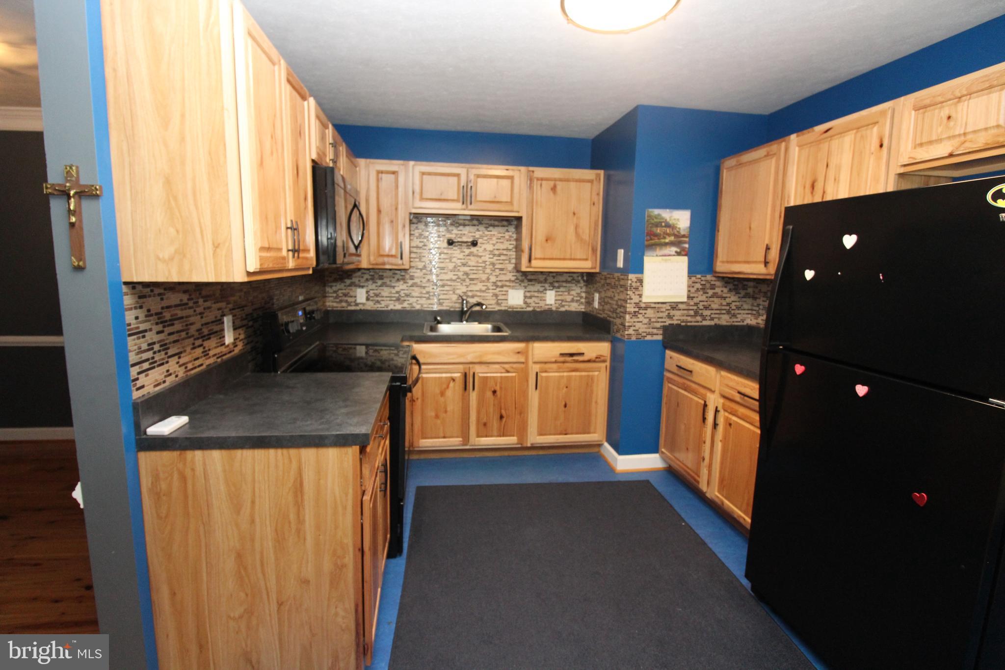 ROSE HILL SOUTH - Residential Lease