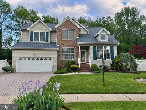 17 Putnam Road, Monmouth Junction, NJ MLS: NJMX2008684