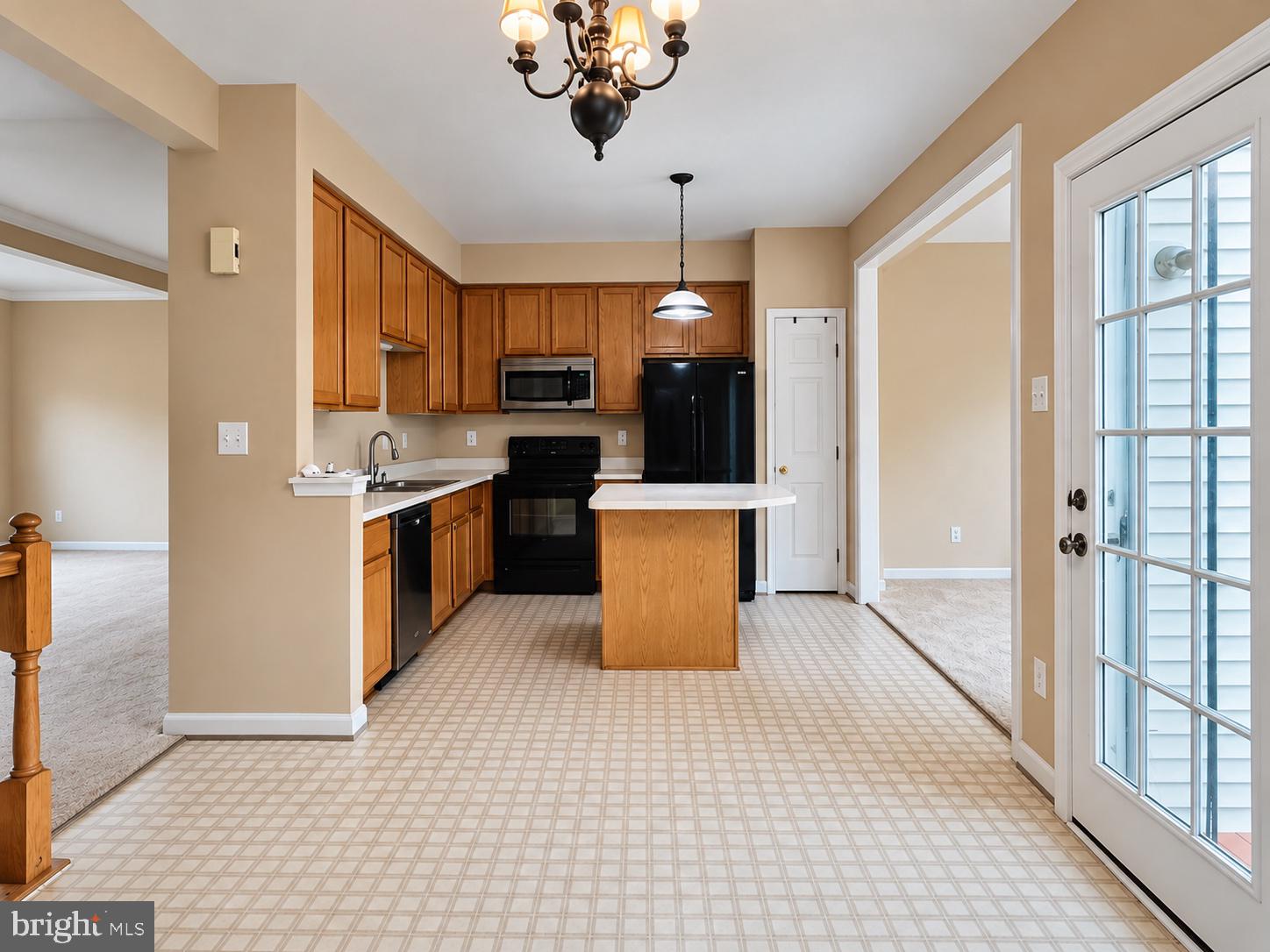 2527 BANSHIRE DRIVE
