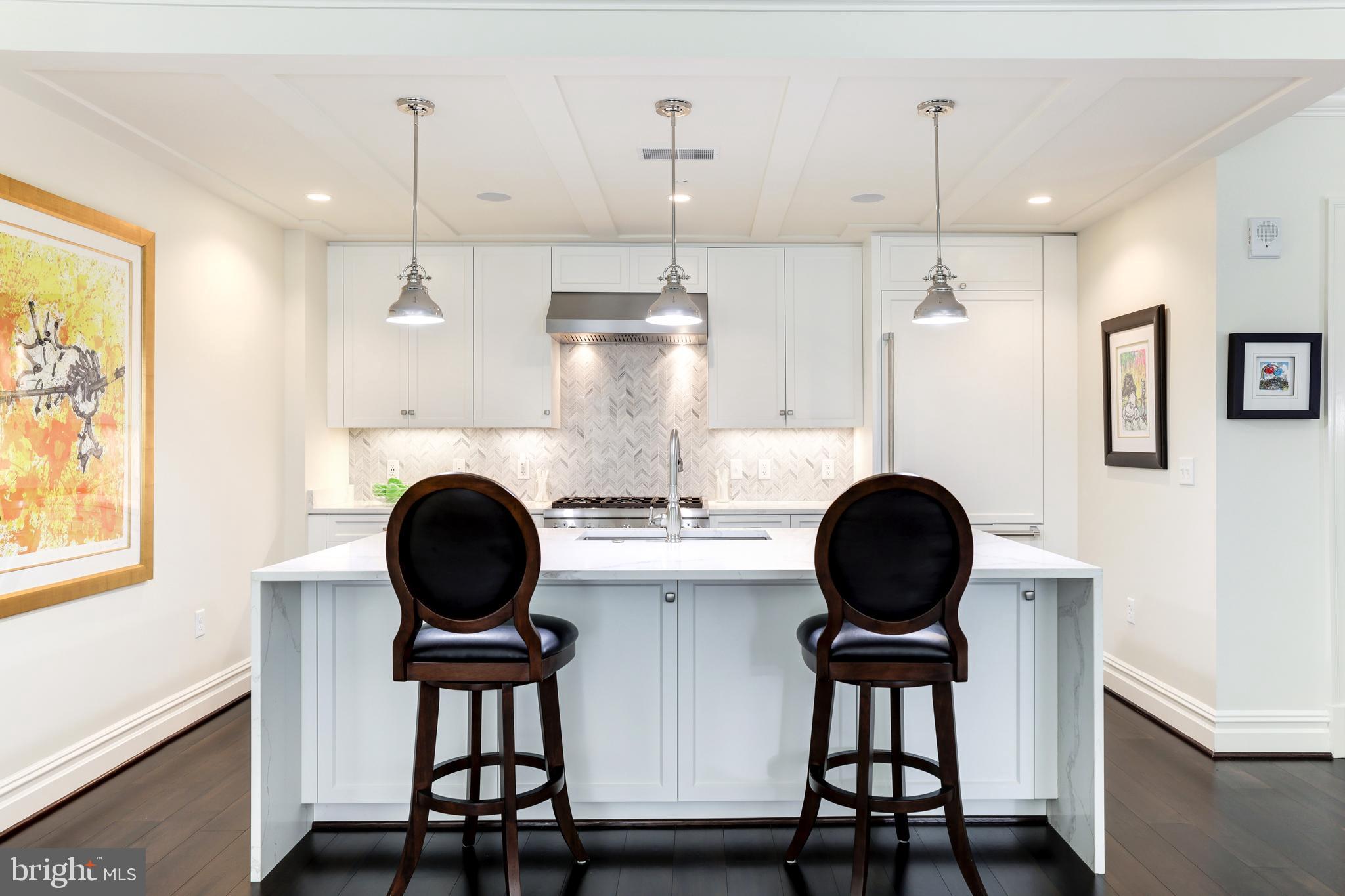 THE SIGNET - Residential