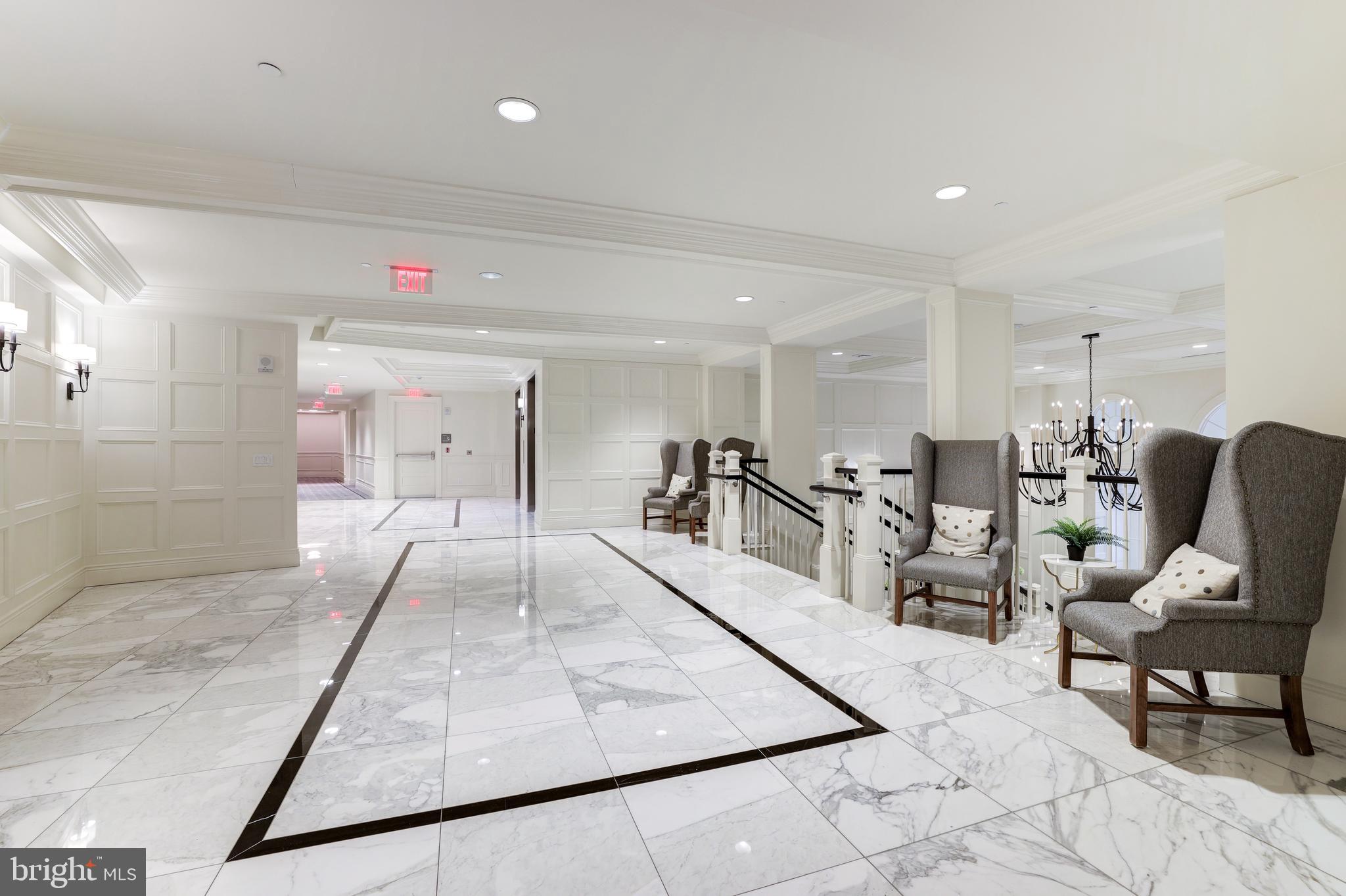 THE SIGNET - Residential