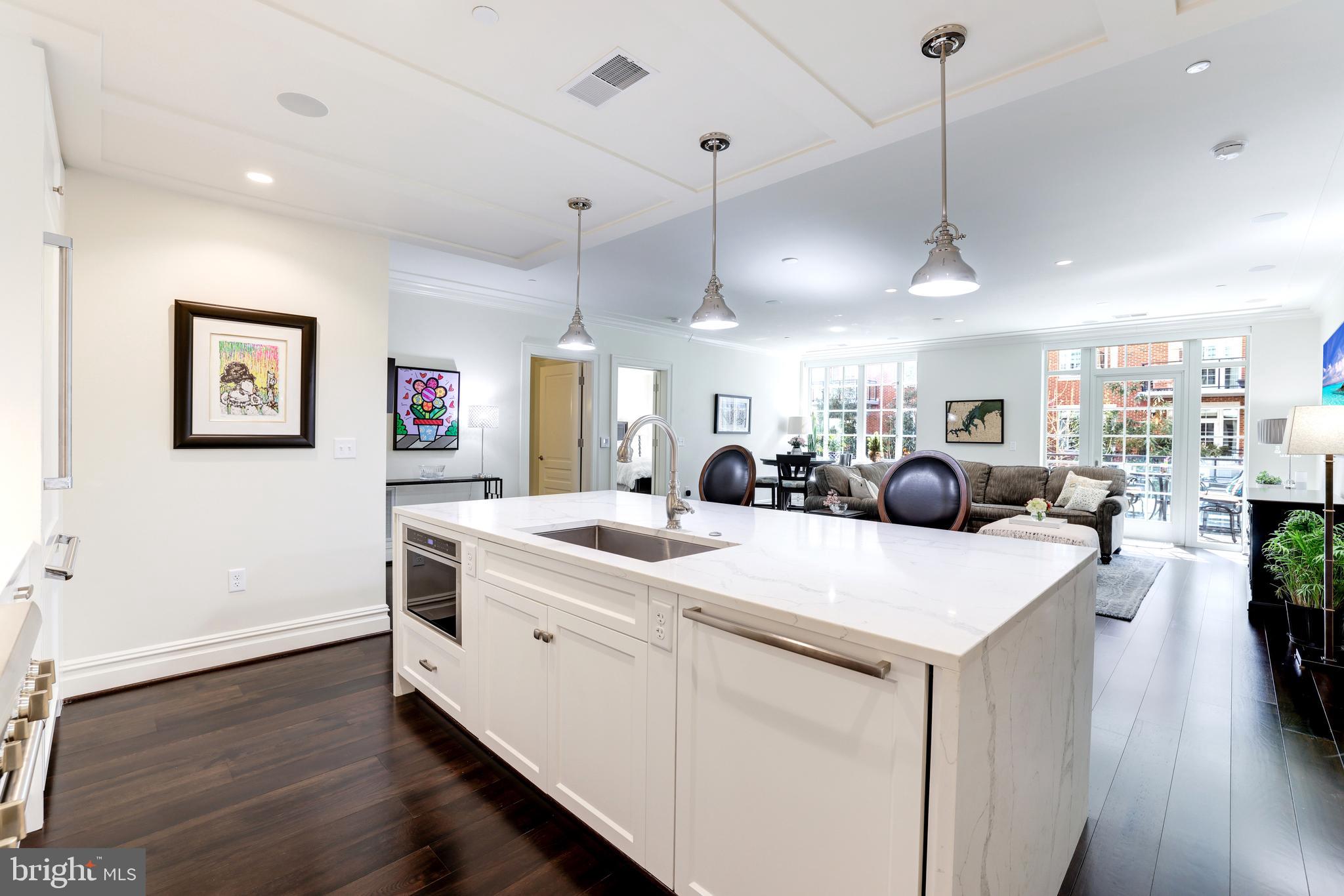 THE SIGNET - Residential