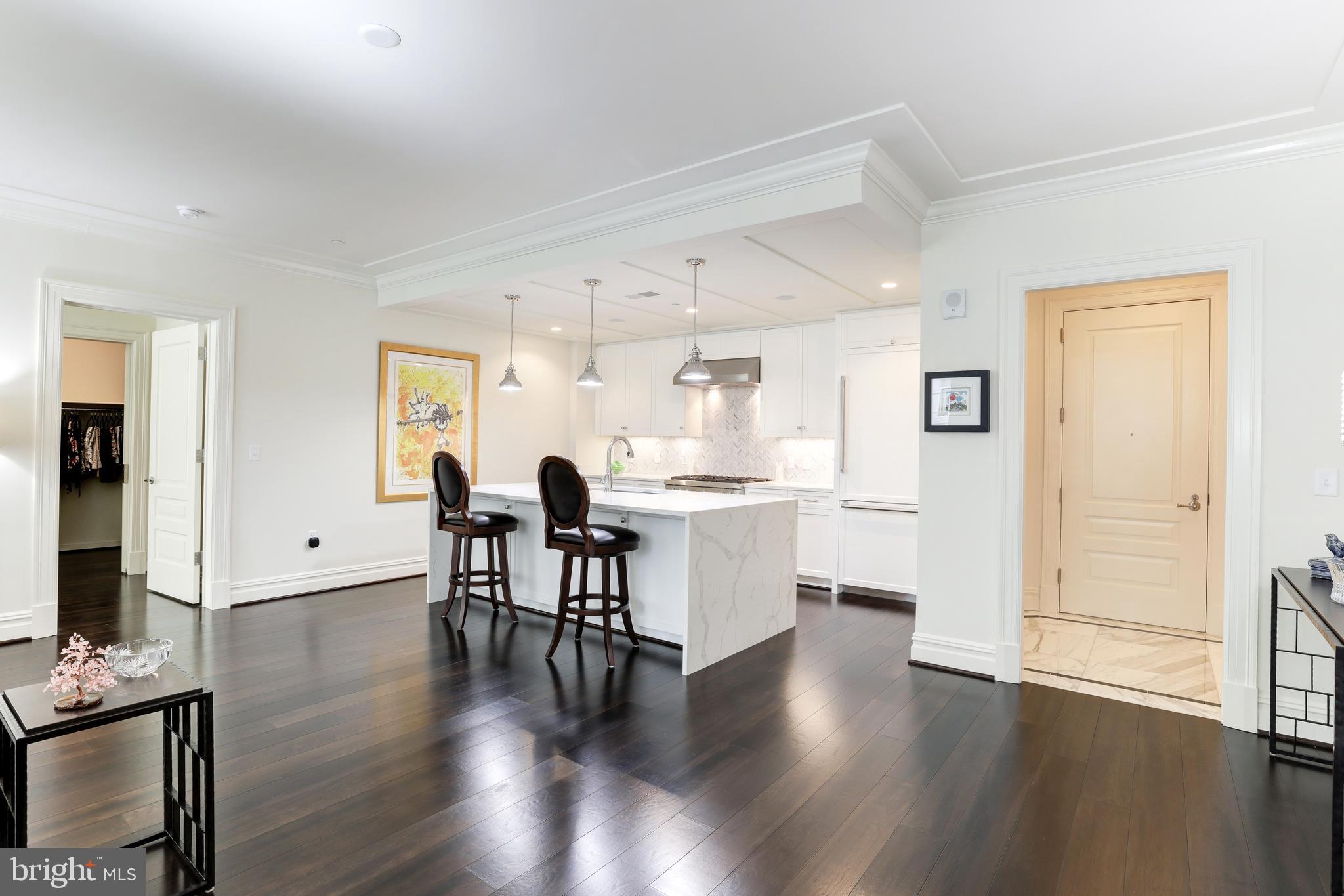 THE SIGNET - Residential