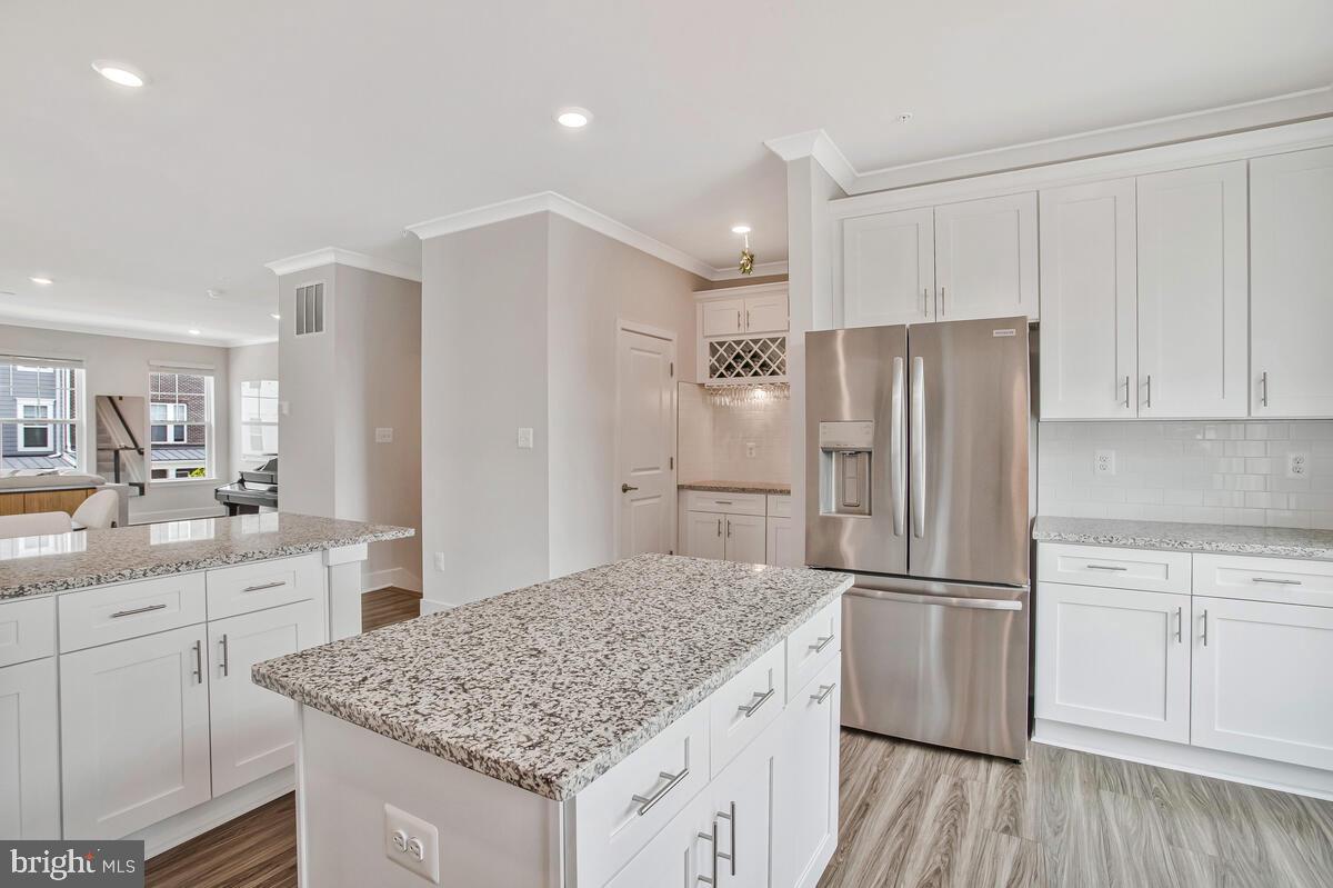 PARKSIDE PRESERVE - Residential