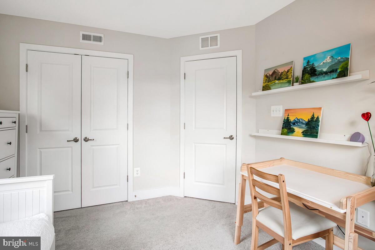 PARKSIDE PRESERVE - Residential