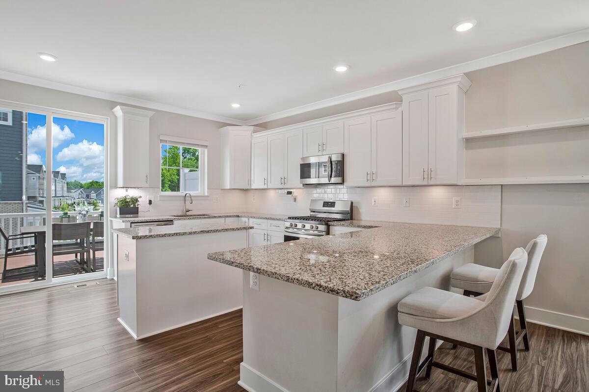 PARKSIDE PRESERVE - Residential