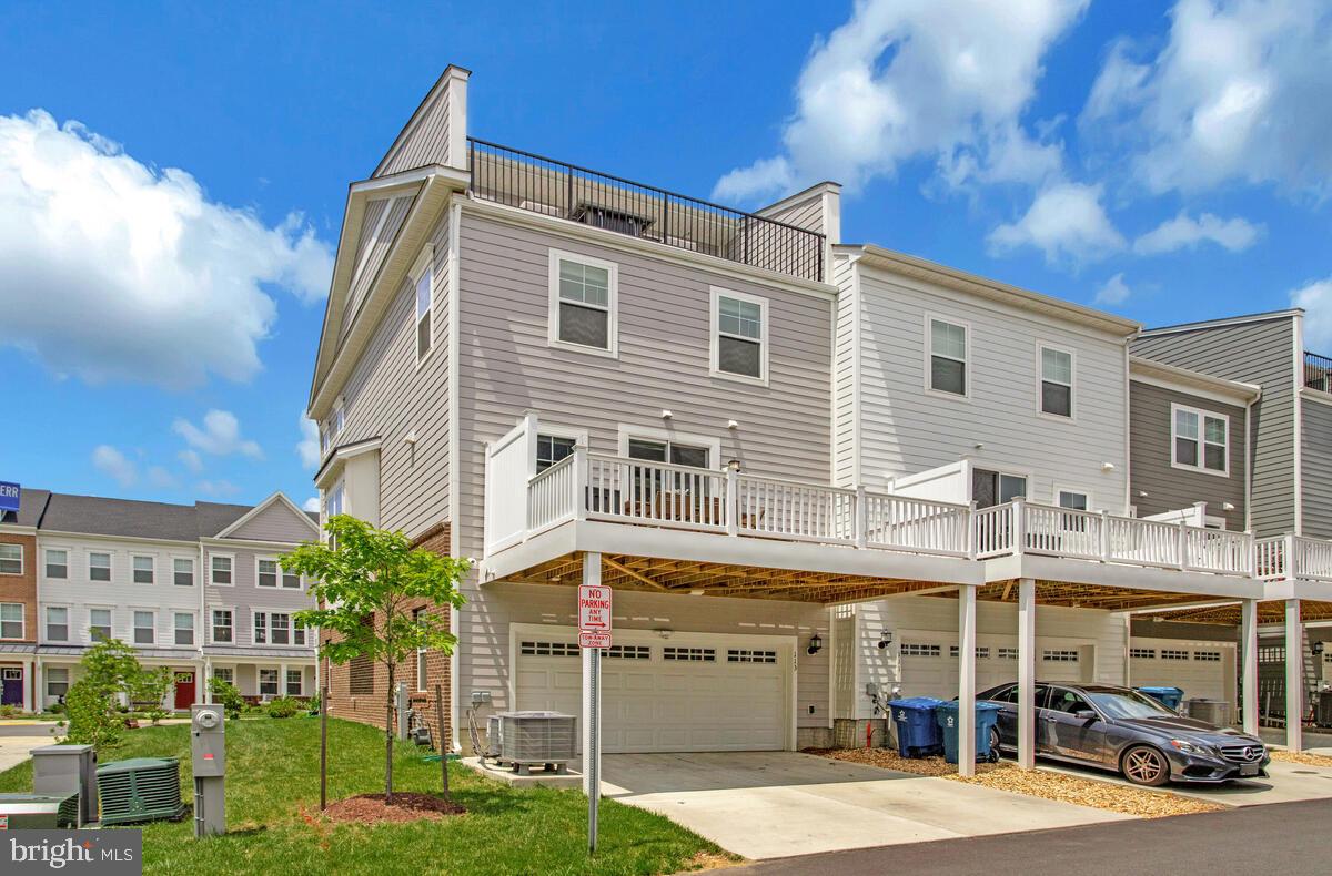 PARKSIDE PRESERVE - Residential