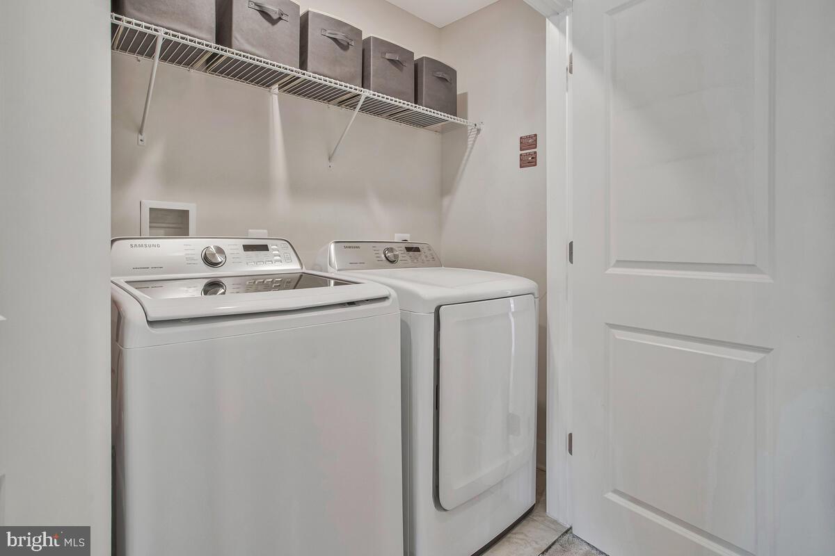 PARKSIDE PRESERVE - Residential