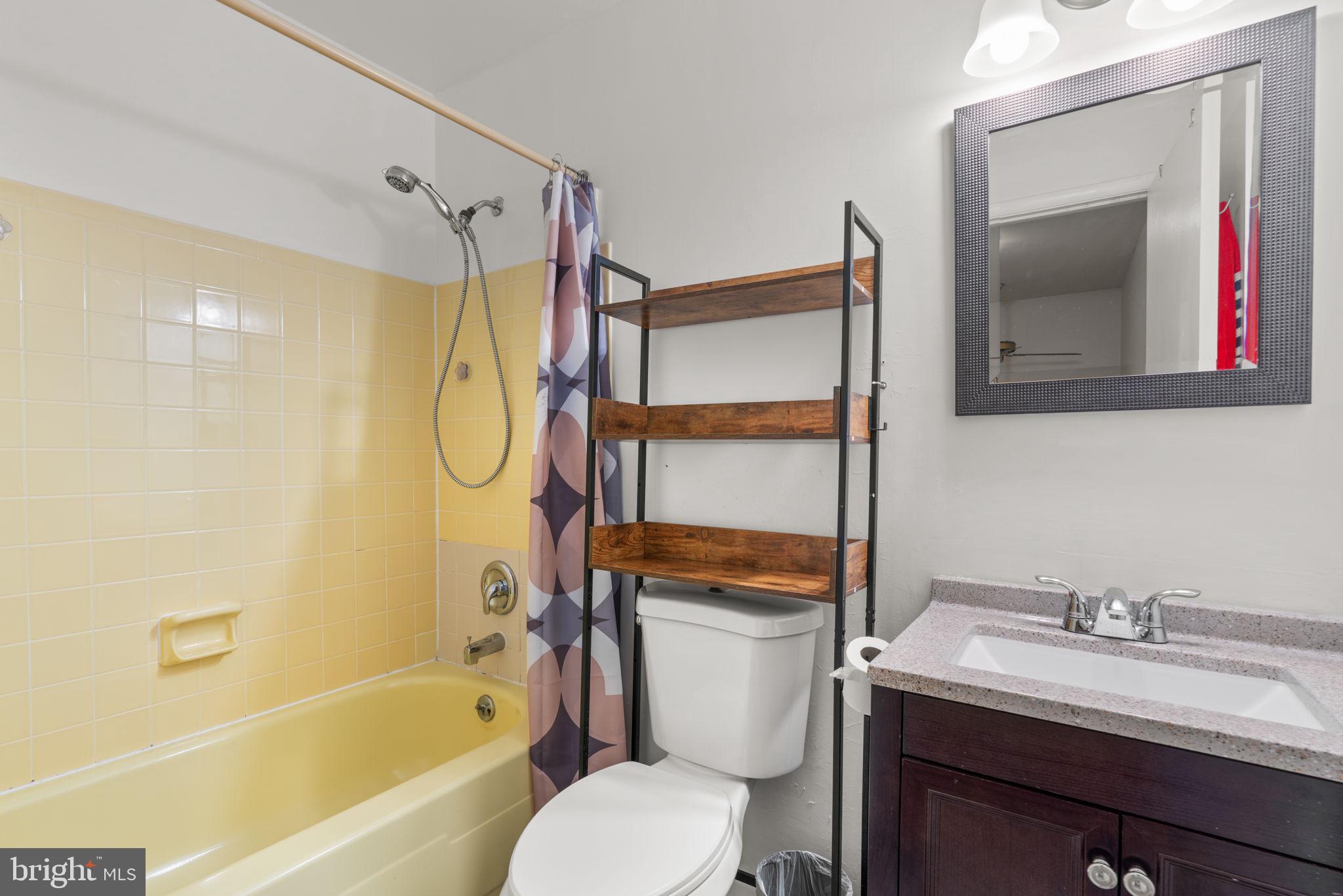 VILLAGE OF WILDE LAKE - Residential