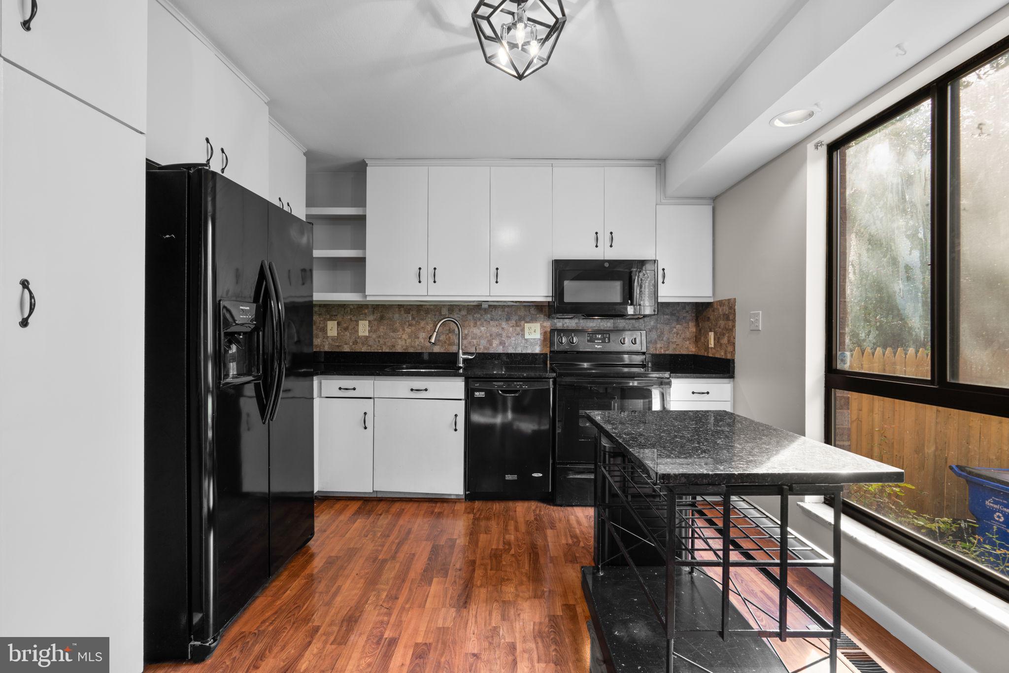 VILLAGE OF WILDE LAKE - Residential